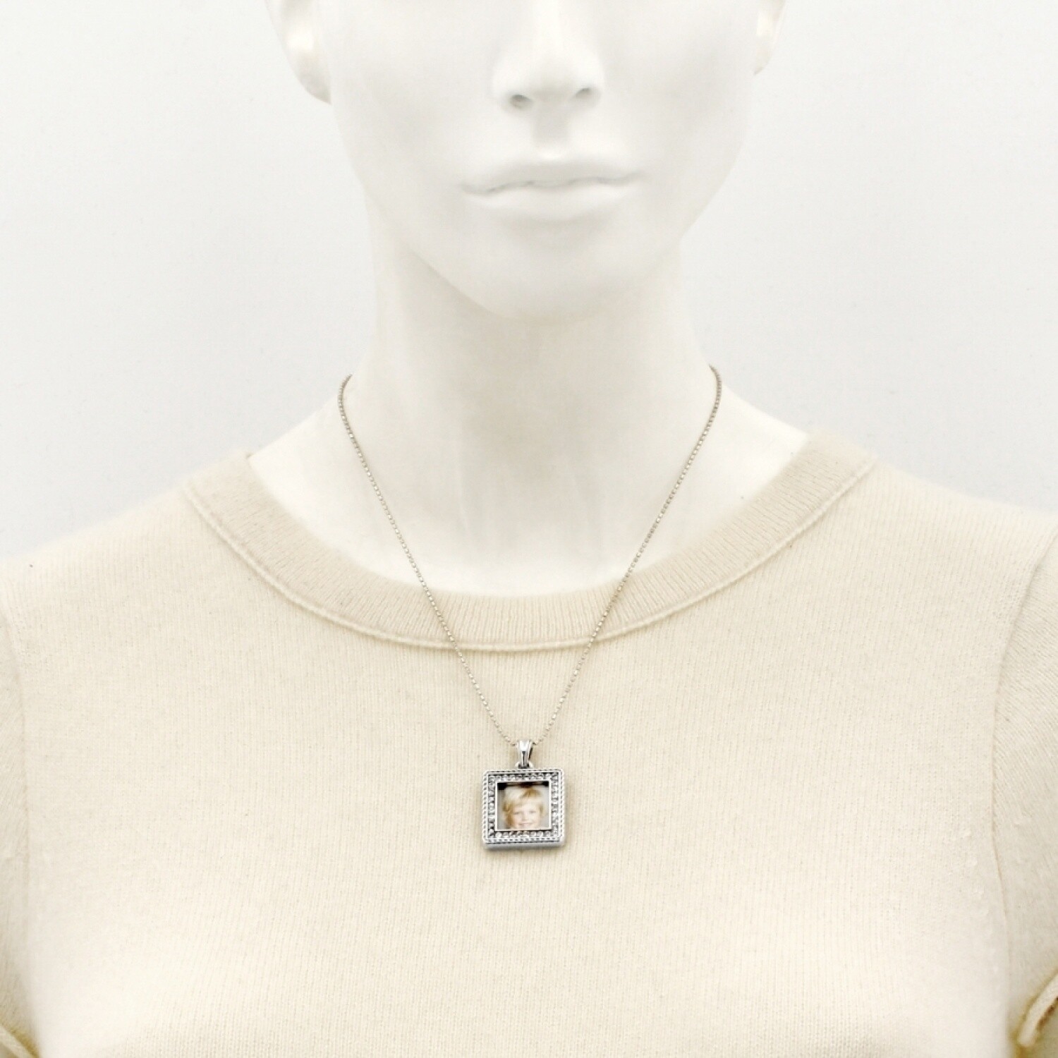 NWT Brighton MEMENTO Square Crystals Photo Holder Locket Necklace MSRP $52