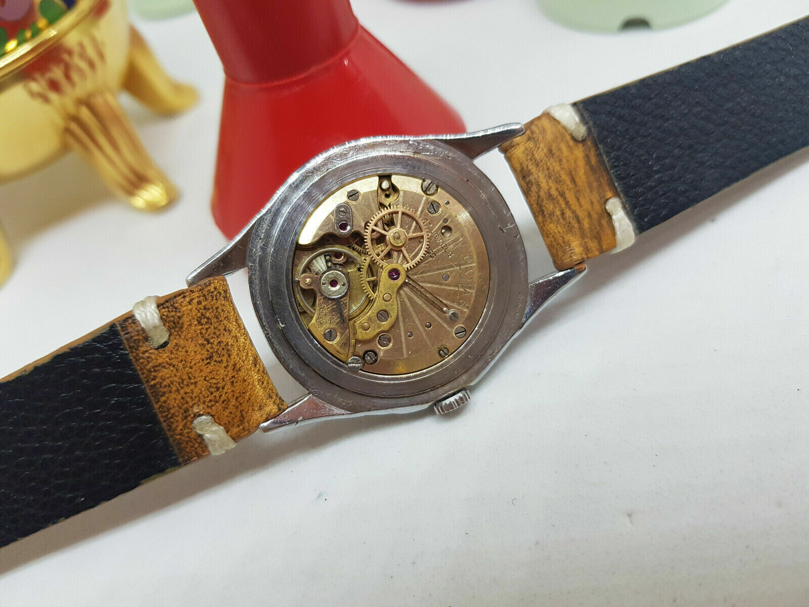 RARE VINTAGE DAMAS TRIPLE CALENDAR MOON DIAL MANUAL WIND MAN’S WATCH