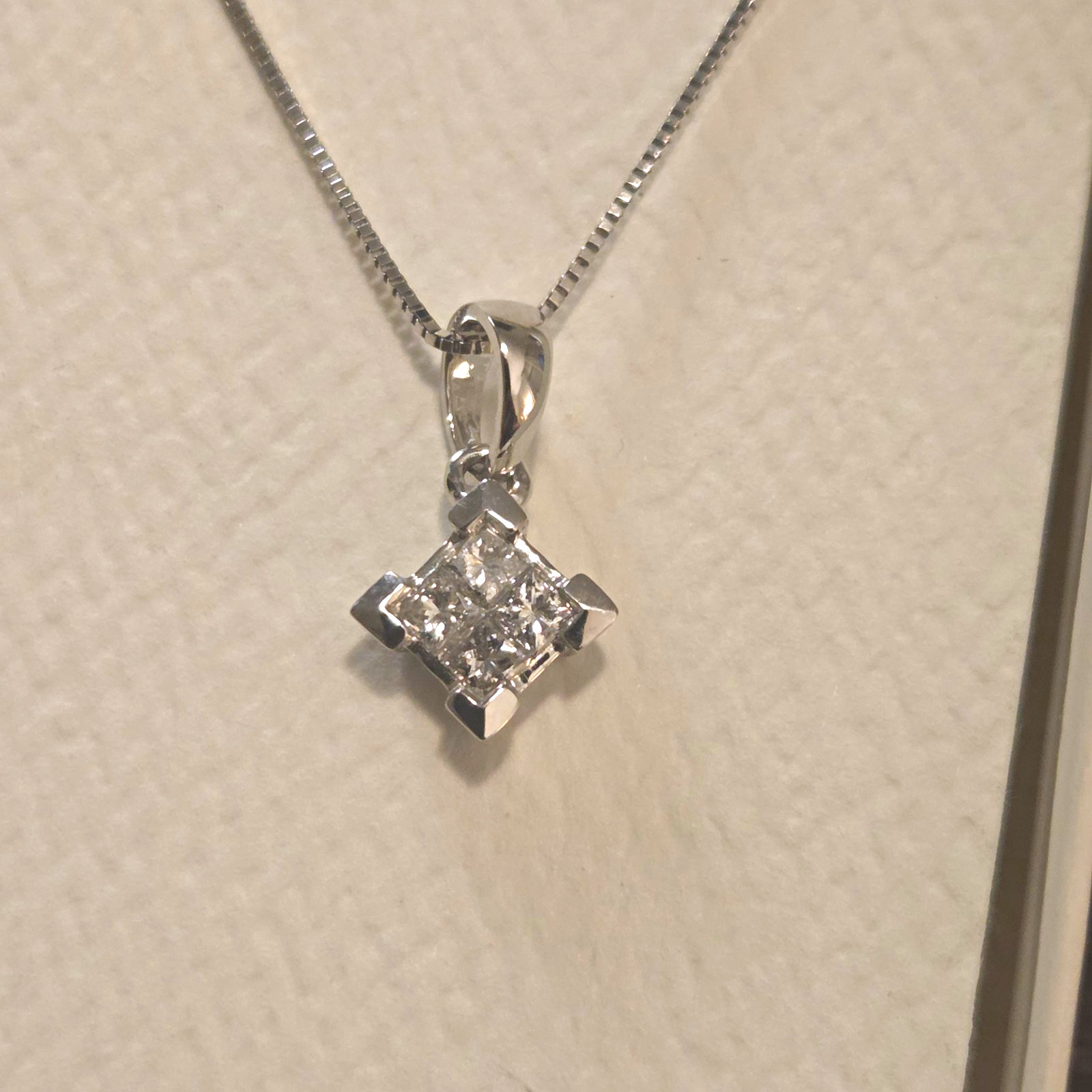 14K White Gold Natural 4×0.20ct Princess Diamond Square Pendant Box Chain Signed