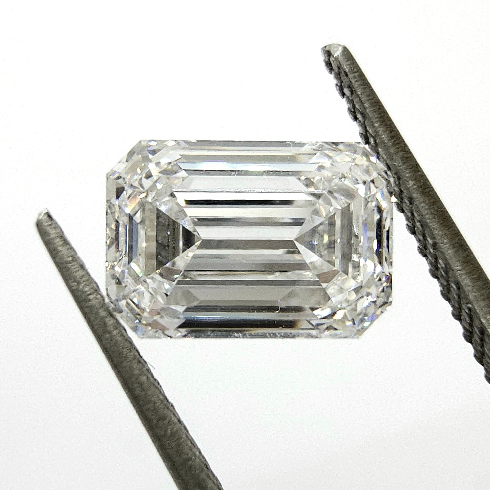 2.01 Ct E Flawless Emerald Cut Natural Diamond GIA Loose Treated FL