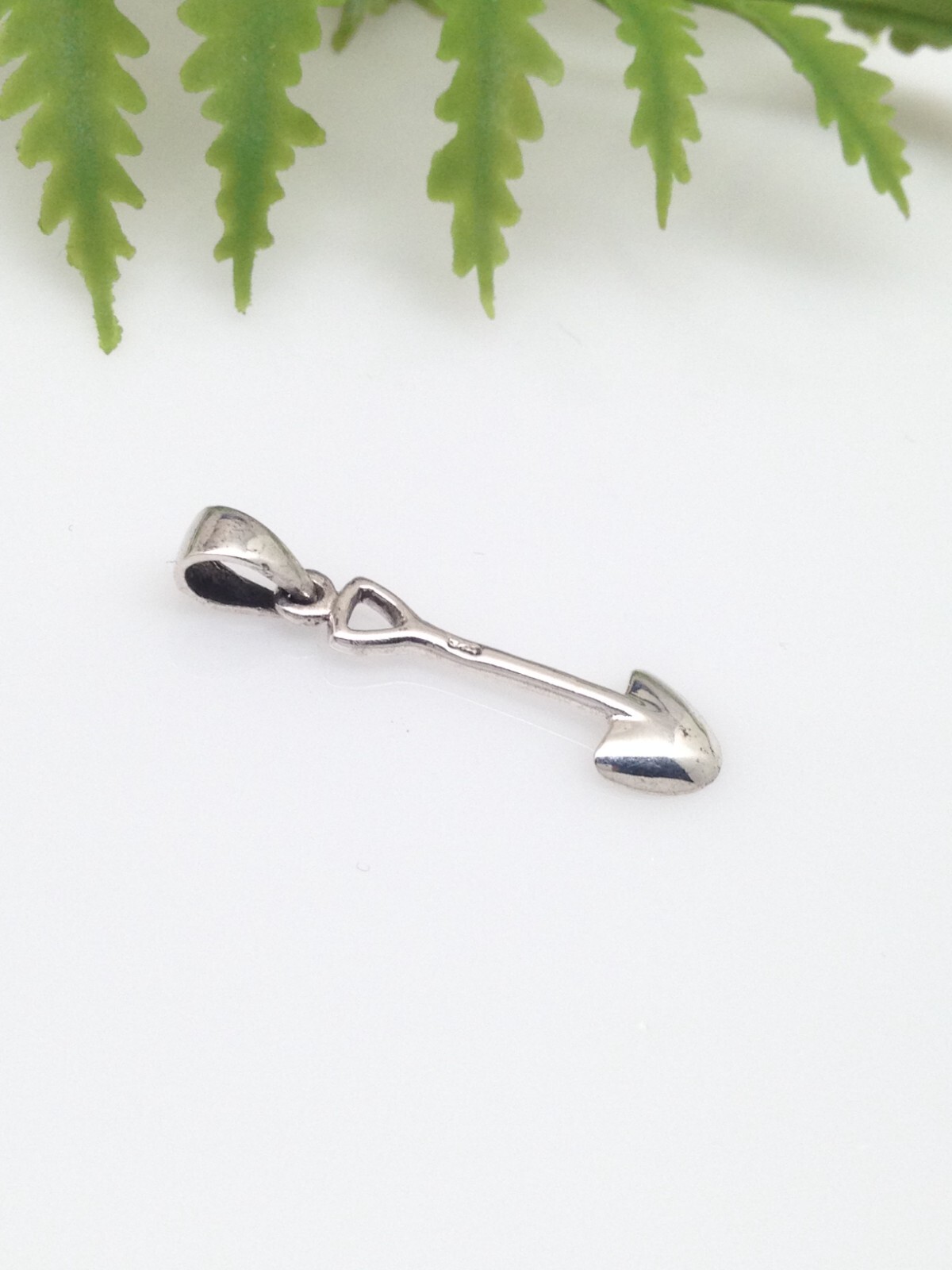 925 Sterling Silver Tiny Shovel Pendant Men Women 19mm(0.75″)/27mm1.06″