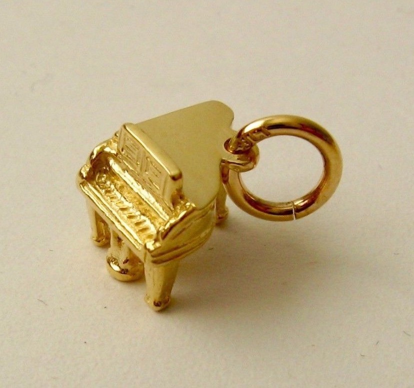 GENUINE SOLID 9K 9ct Yellow GOLD 3D PIANO MUSIC INSTRUMENT CHARM/PENDANT