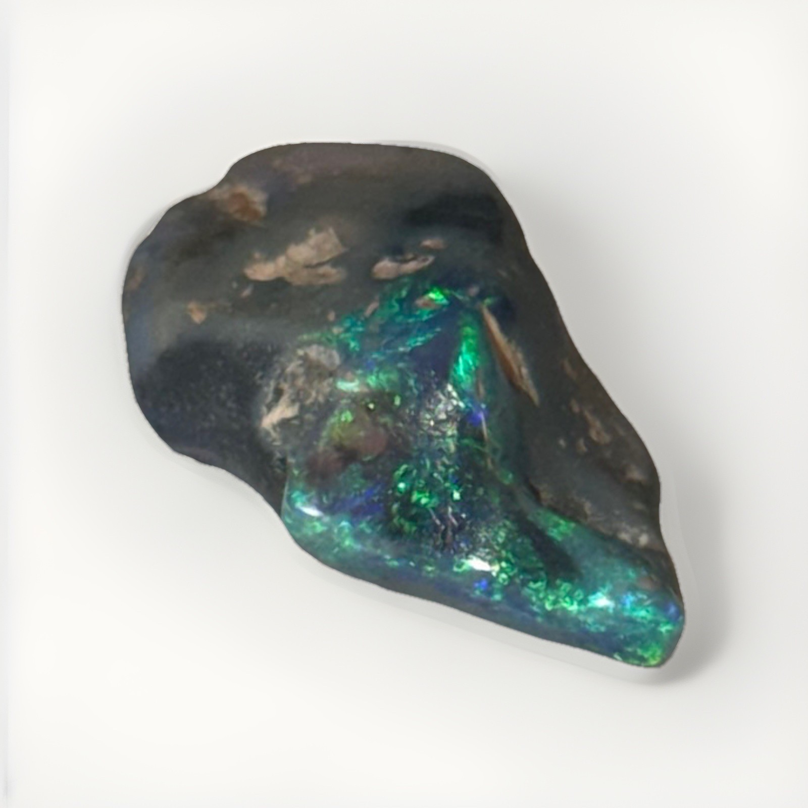 SUPERB 13.5 Carat Natural Lightning Ridge Opal – Authenticity Guaranteed
