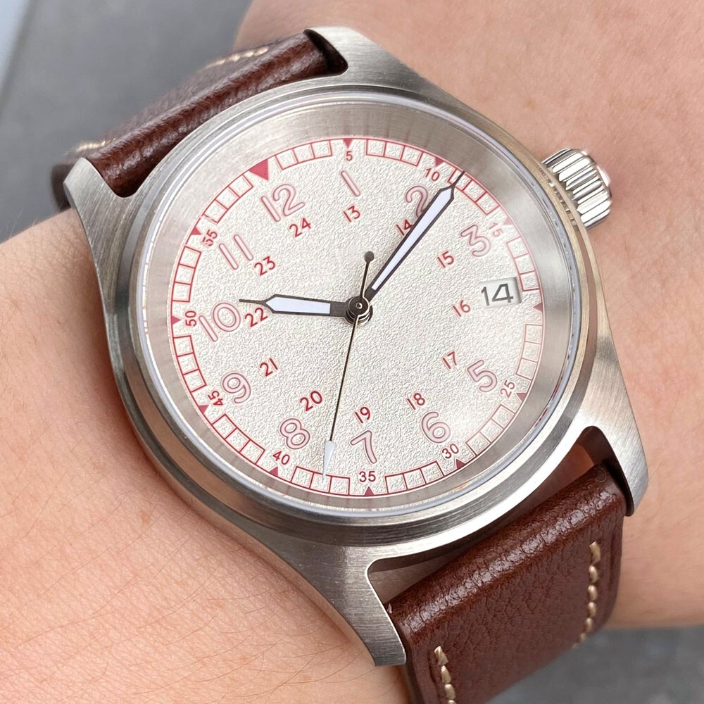 20BAR Diving 36mm Field Watch Men NH35 Sapphrie Matte White Dial Red Index 2024