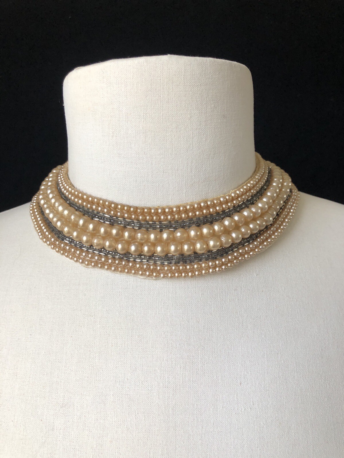 VTG Faux Pearl Beaded Necklace /Collars (4) Japan 1 Bar & Beards Top Hit Fashion