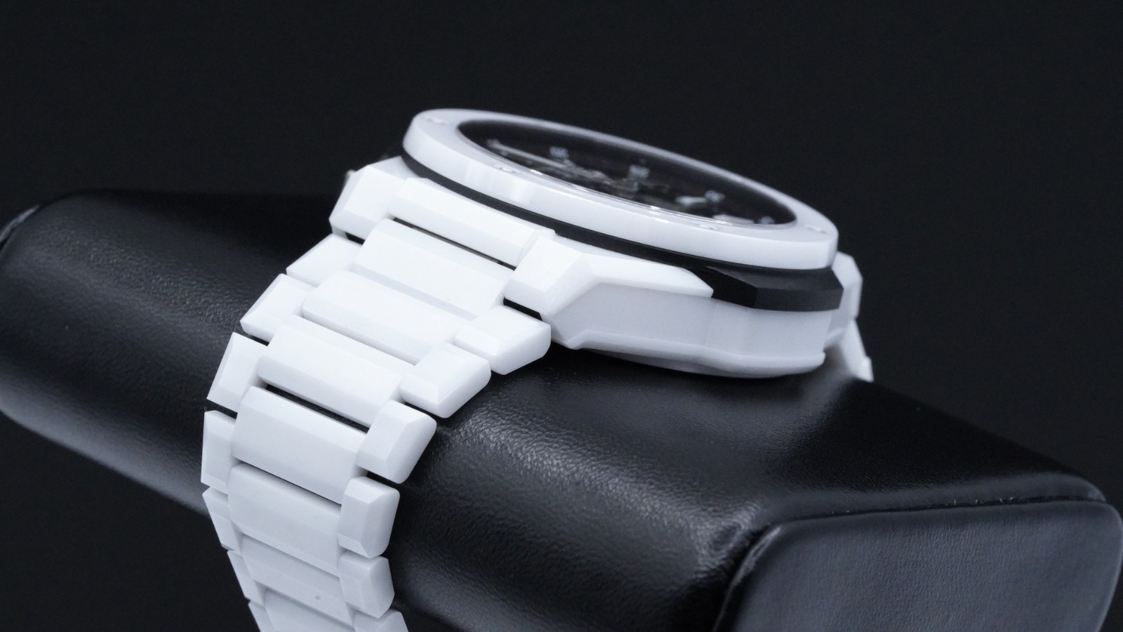 Hublot Big Bang Integrated White Ceramic 42mm *5 YEARS WARRANTY!* 451.HX.1123.HX