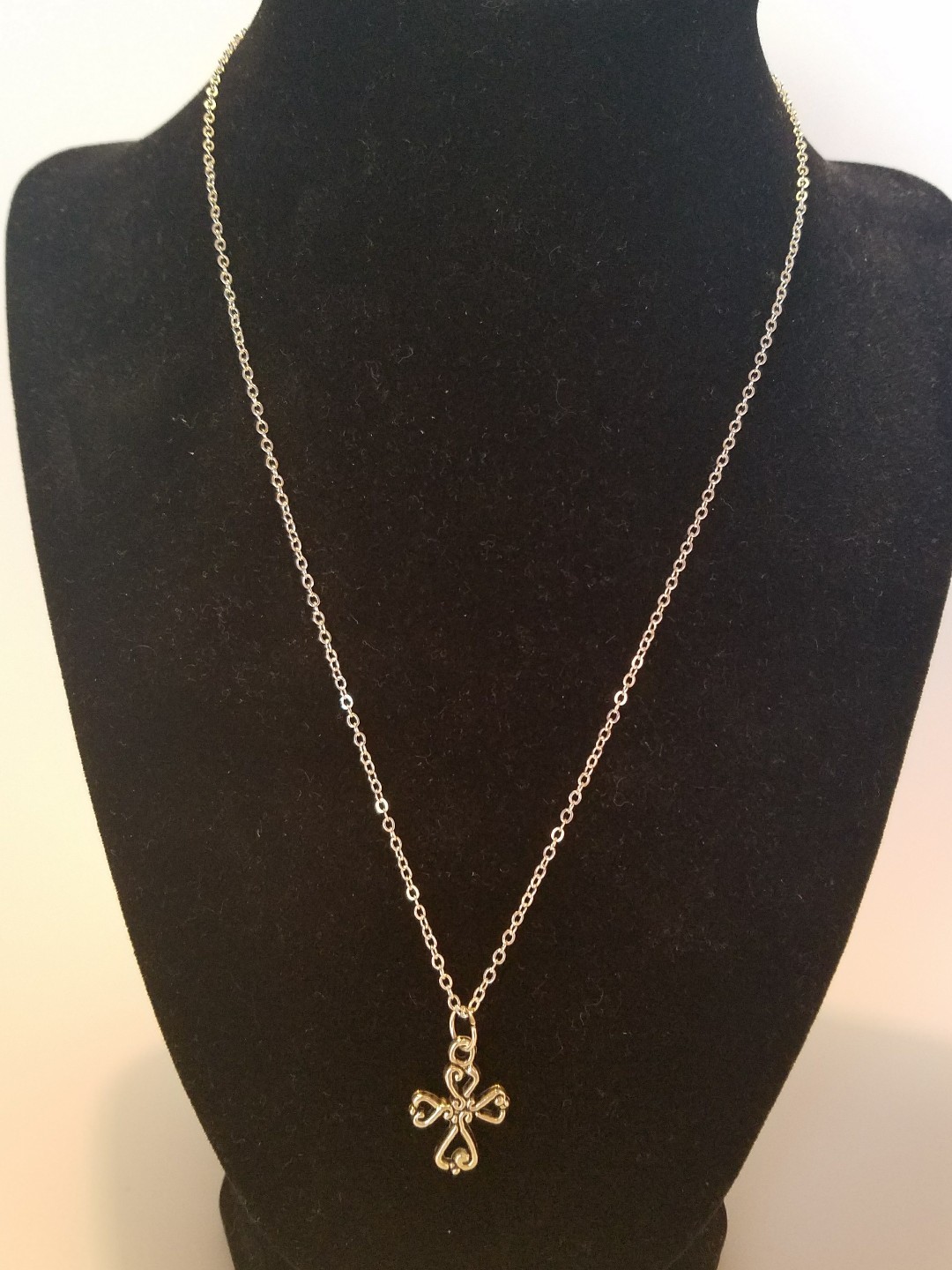 Cross Pendant Beautiful Silver Necklace