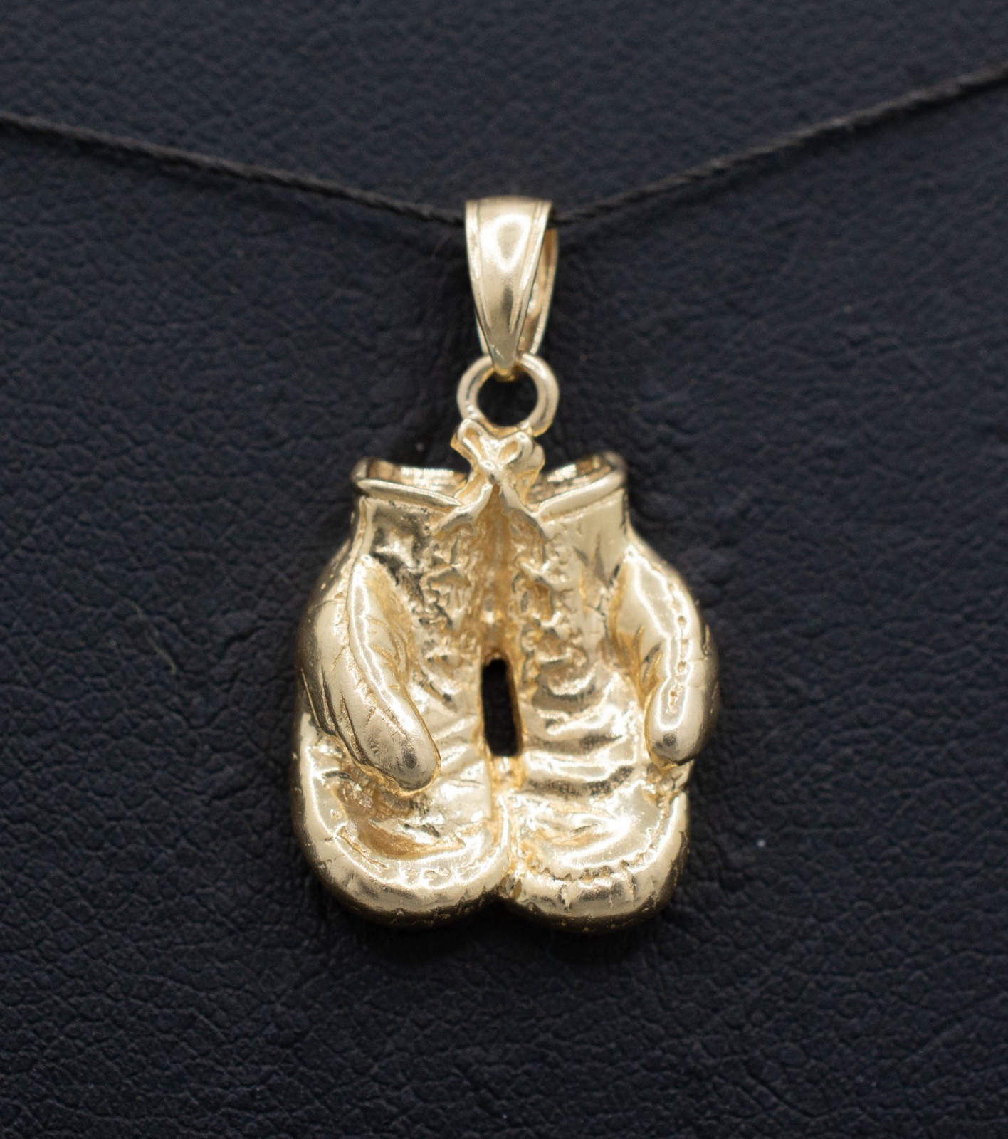 (MA5) 14k Yellow Gold Boxing Gloves Pendant 4.1 Grams 7/8″x1/2″