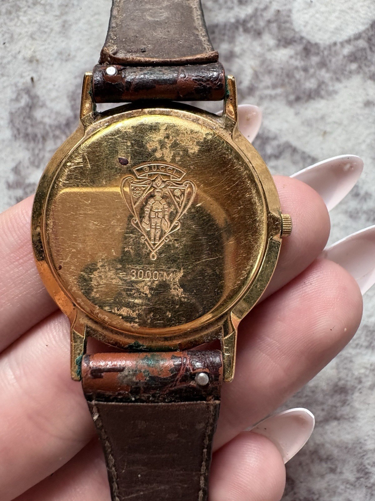 Gucci 3000M Gold Dial Quartz Wrist Watch Vintage, Condition Unknown
