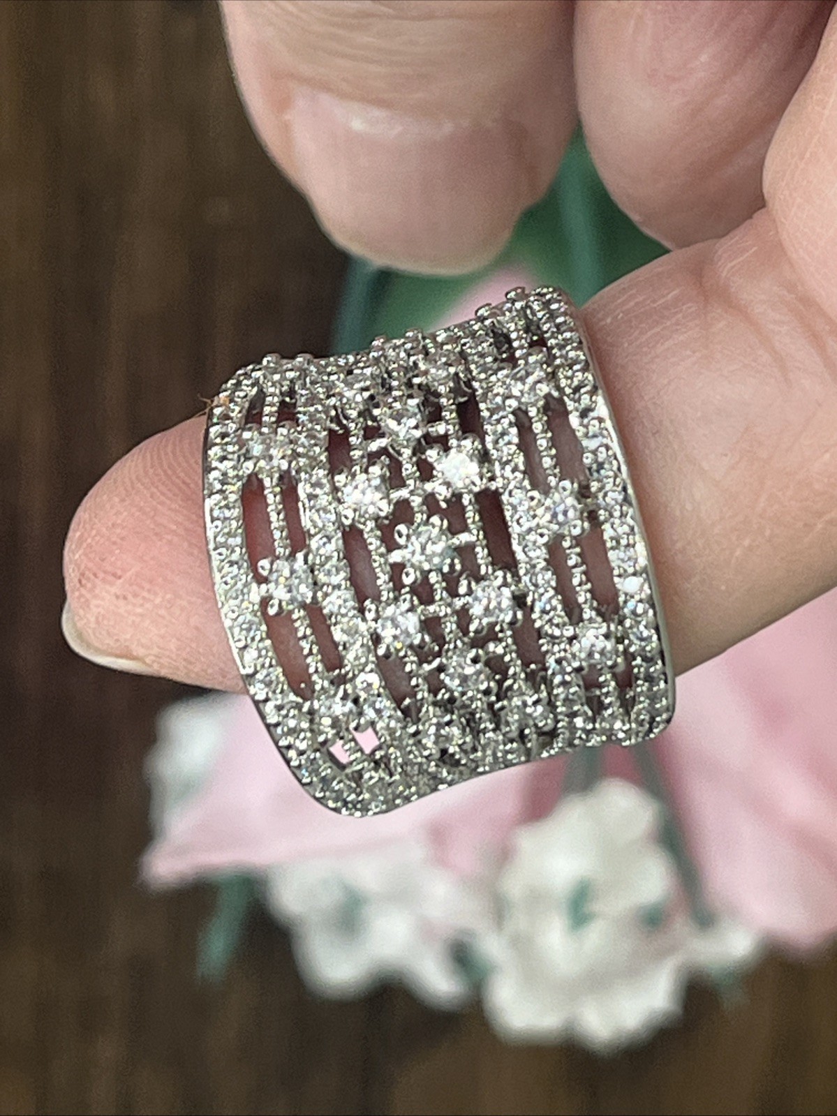 Eternity band cocktail ring .925 Sterling Silver Crystal Rhinestones size 6
