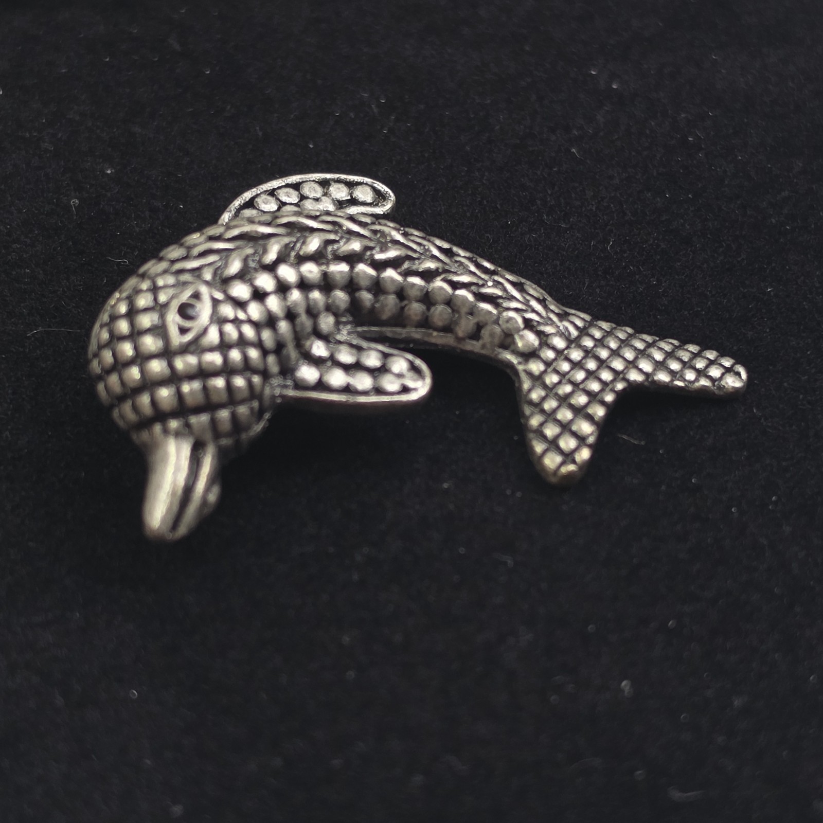 Silver Tone Metal Dolphin Brooch Pin Sea Life Theme No Stones