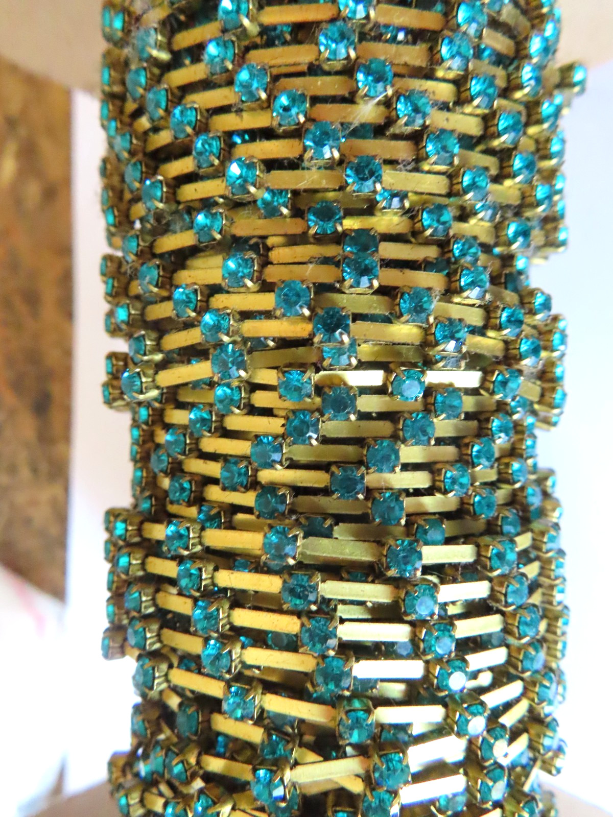3 Ft. Swarovski Rhinestone Bar chain 24pp Blue Zircon/Brass.