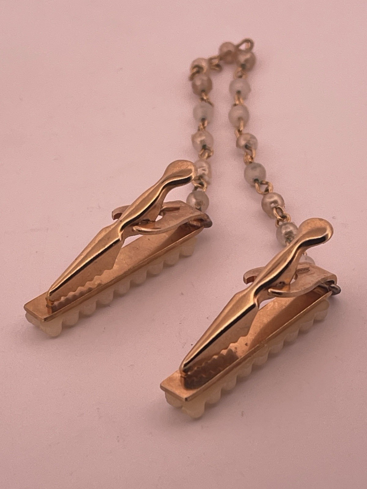 Vintage Gold Tone Double Dress Clip w/ Chain, White Imitation Pearl Panels