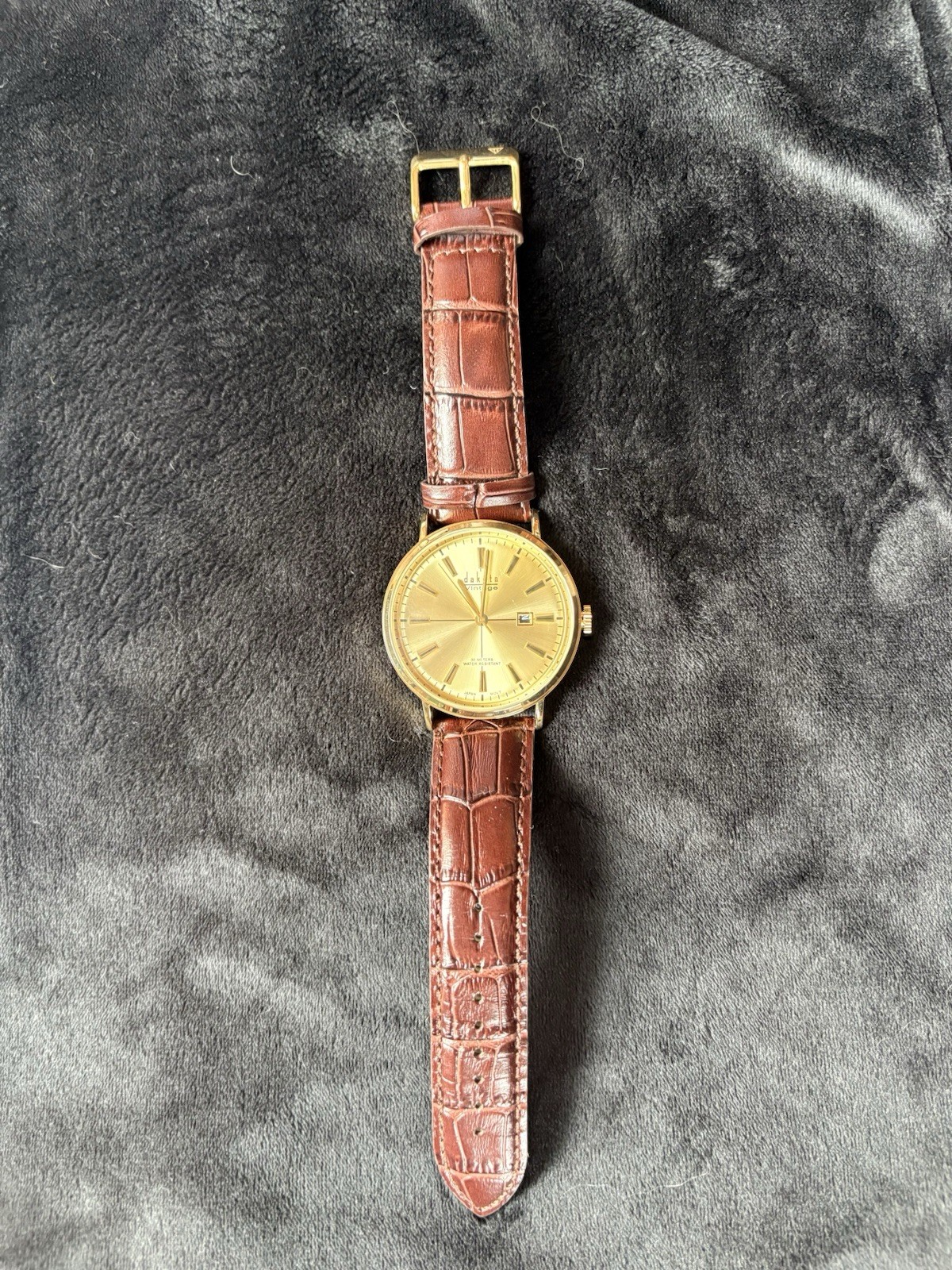 Dakota Vintage Quartz Dress Watch Gold Sunburst Dial Date 30m Brown Leather
