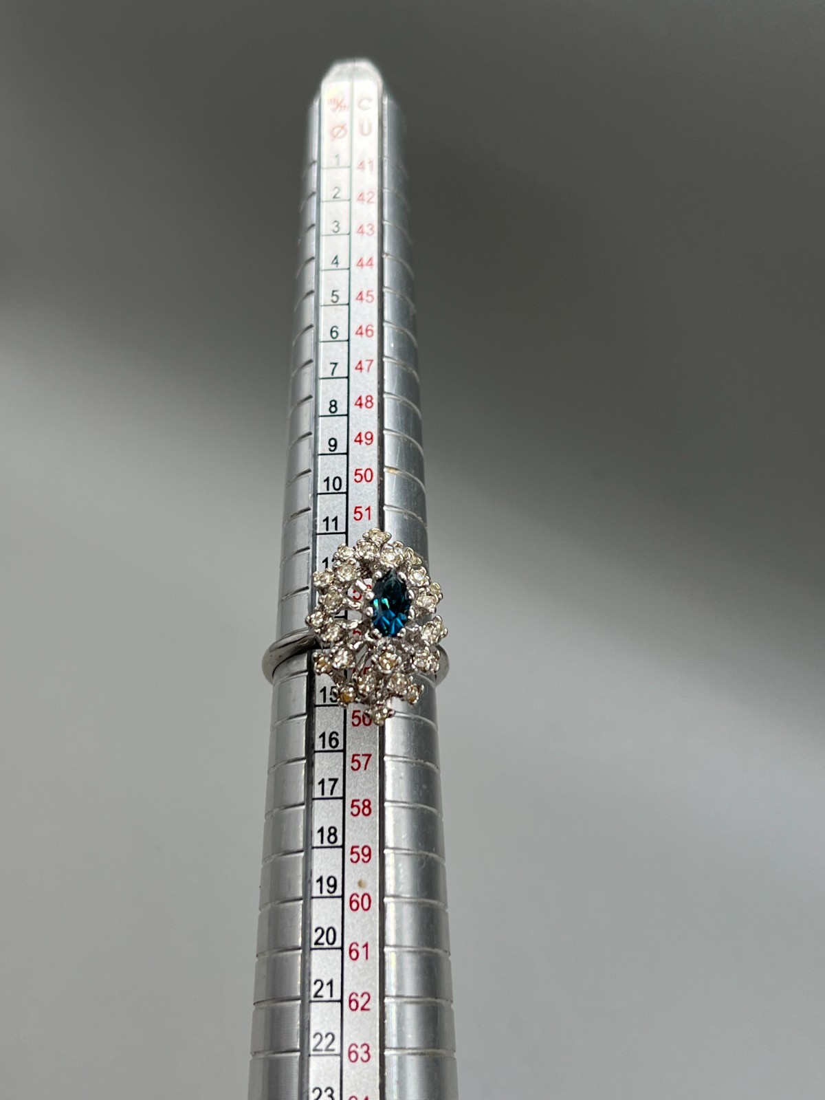 18kt Gold Filled Silver tone cubic zirconia Sapphire Marquise Stones ring Size 7