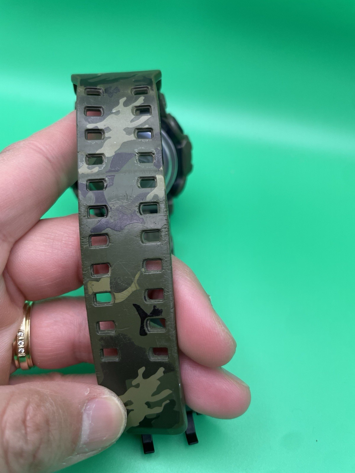 Casio G-SHOCK GA-700 Men’s Camo Analog-Digital Quartz 200m Shock Resist