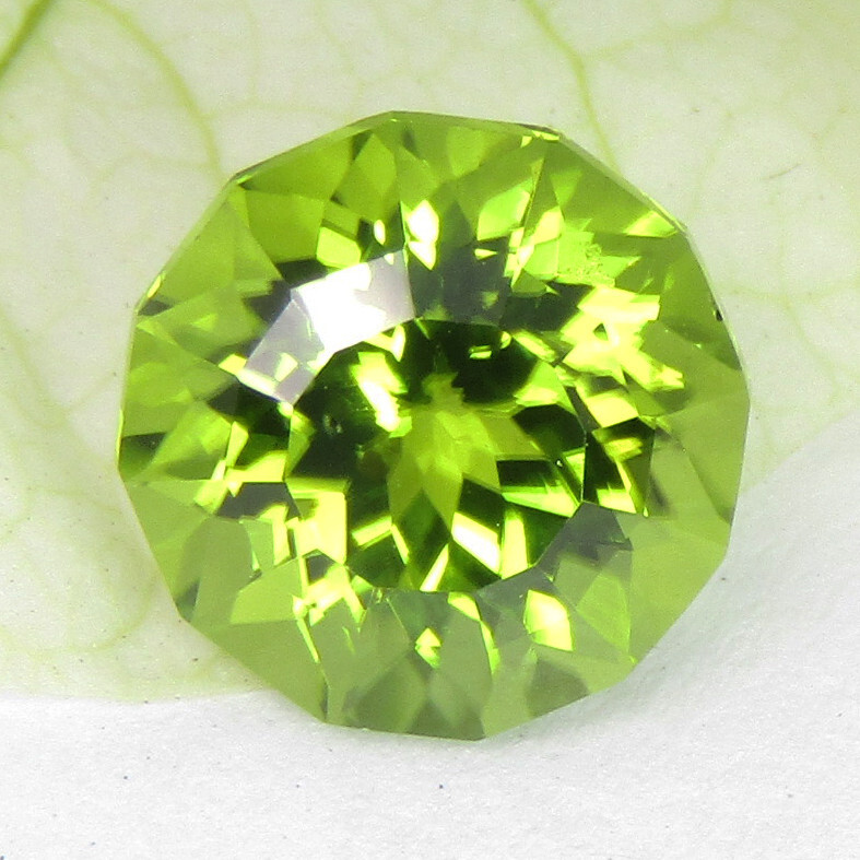 3.16Cts Glorious Natural Green Peridot 8.7mm Round Custom Cut Collection Gem