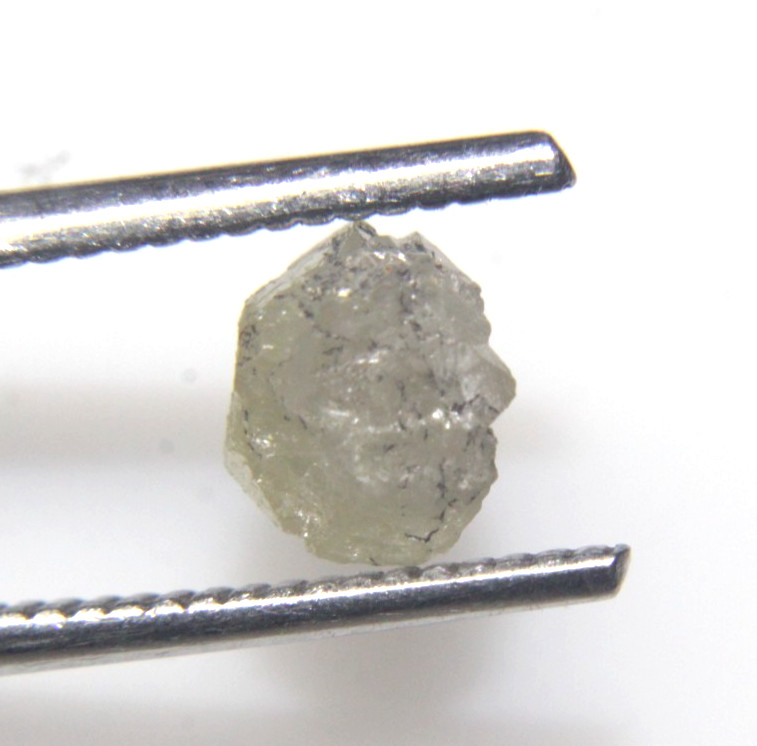 1.01CTS/1 PIECE NATURAL REAL RAW UNCUT GREY FLAT ROUGH DIAMOND 6.90×5.85×3.05 MM