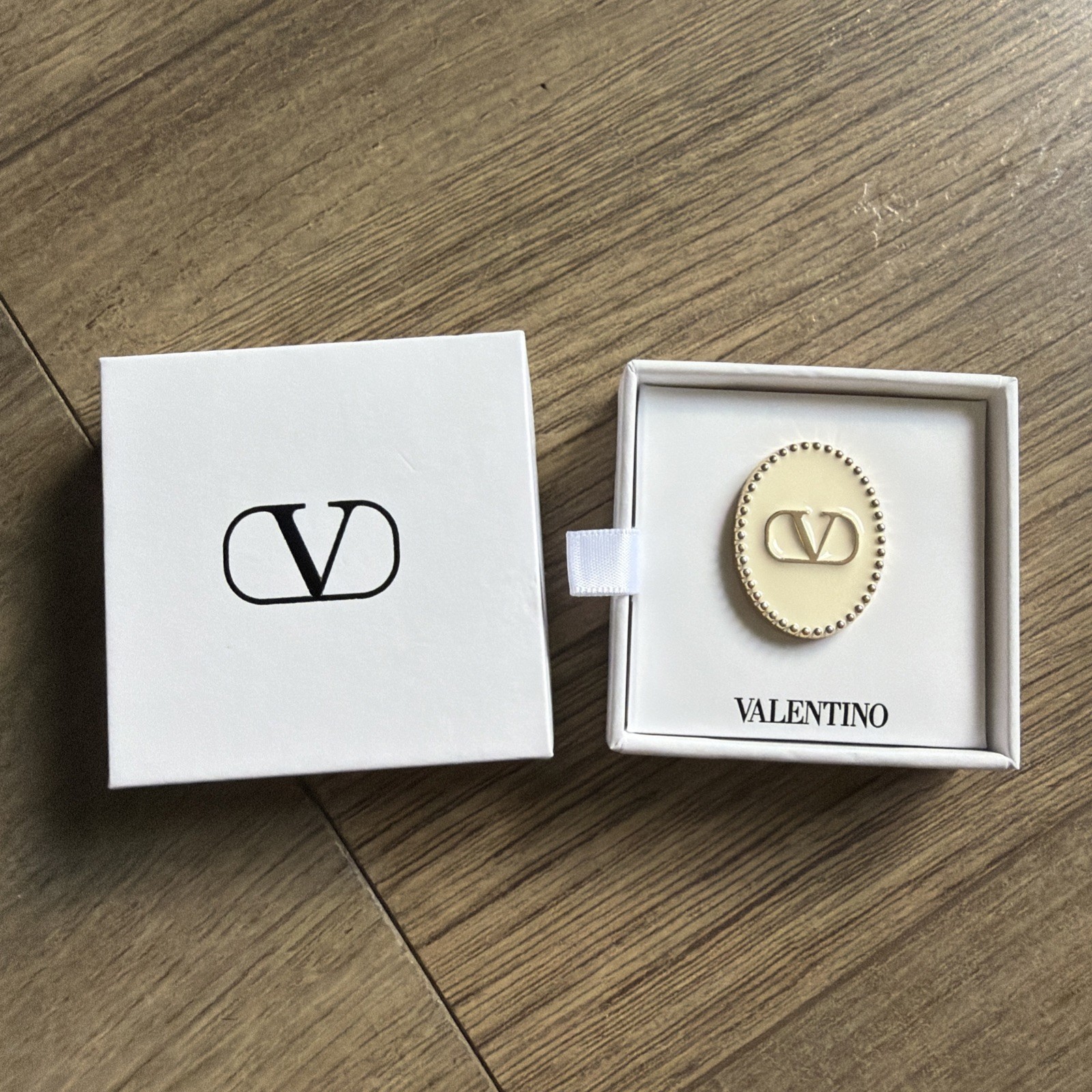 New in Box Valentino Logo Pin/ Gift With Purchase From Valentino Beauty