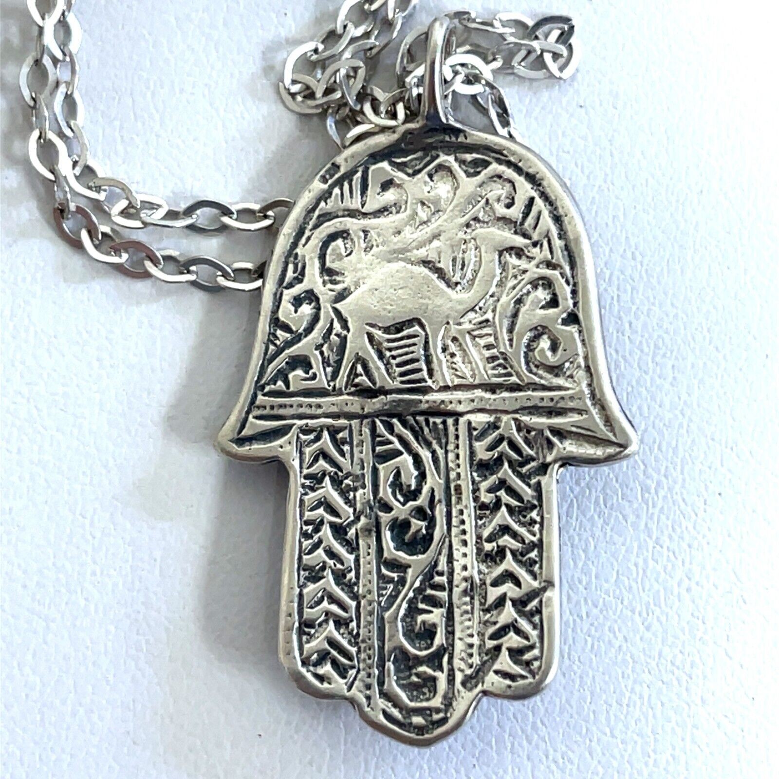 925 Sterling Silver Hamsha Hand with Round Malachite Pendant 18” Necklace 8.6 Gr