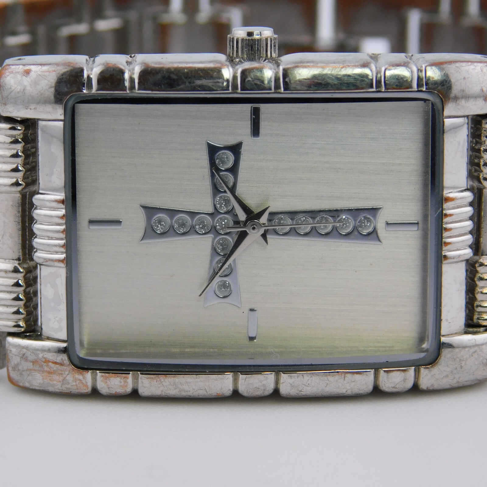 ACCUTIME WATCH CORP. GENWM5130MS Quartz Analog Men’s Watch Sz.7 1/2″ New Battery