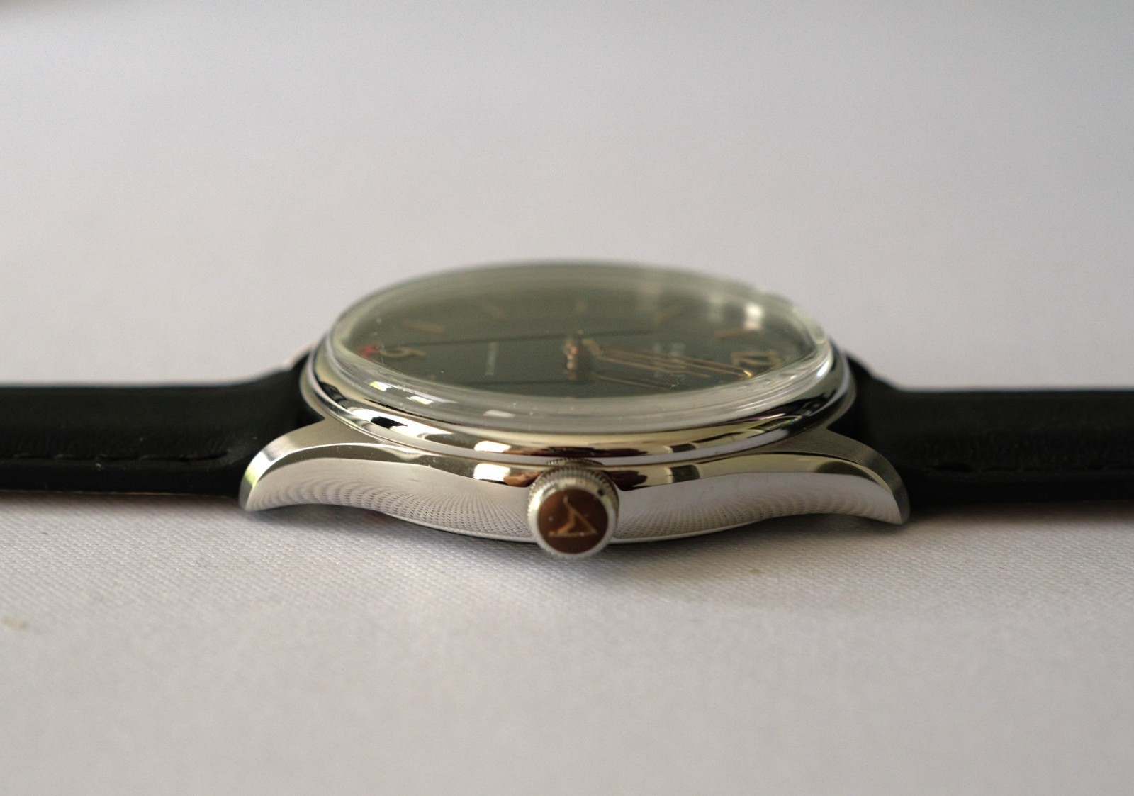 Farer Erebus II Watch 39.5mm Full Kit Warranty Card Box ~virtually new~