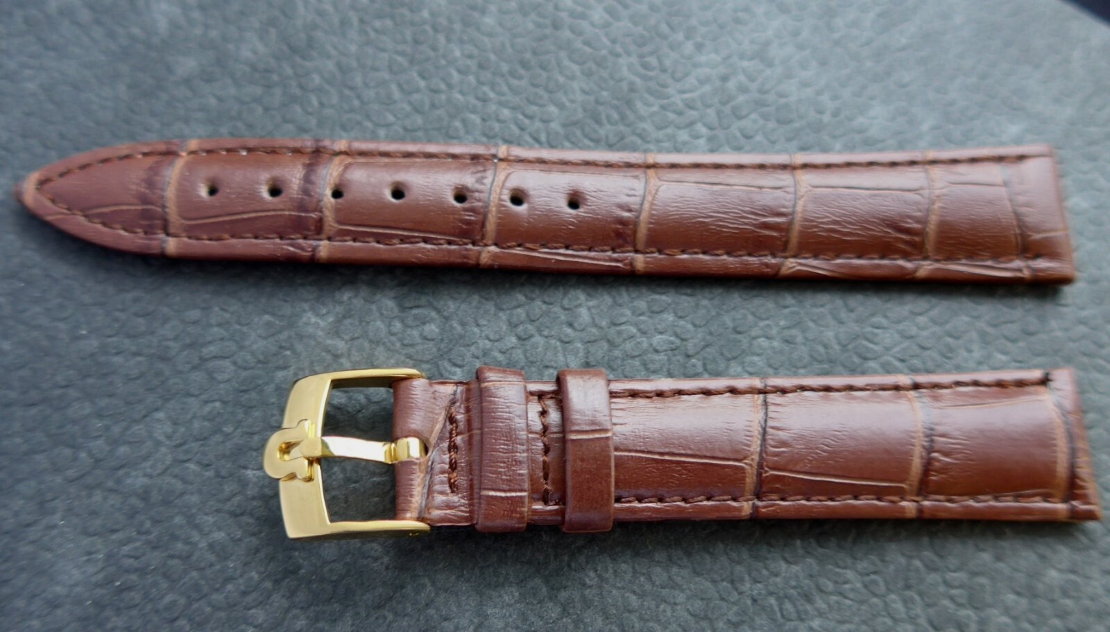 OMEGA goldplated Pin Buckle (NOS) with 0 23/32in Quality-leath., brown