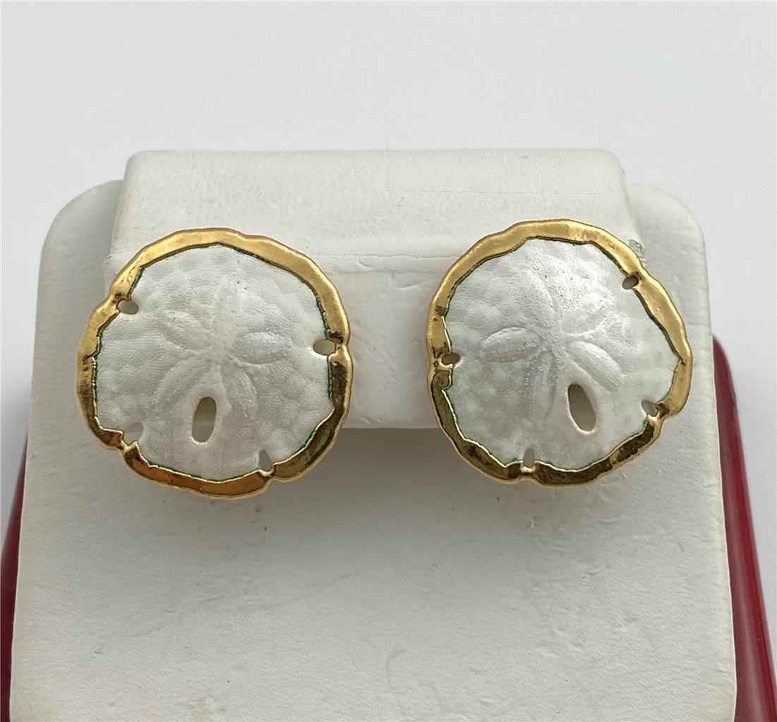 1970’s Vintage Gold Dipped Sand Dollar Post Earrings