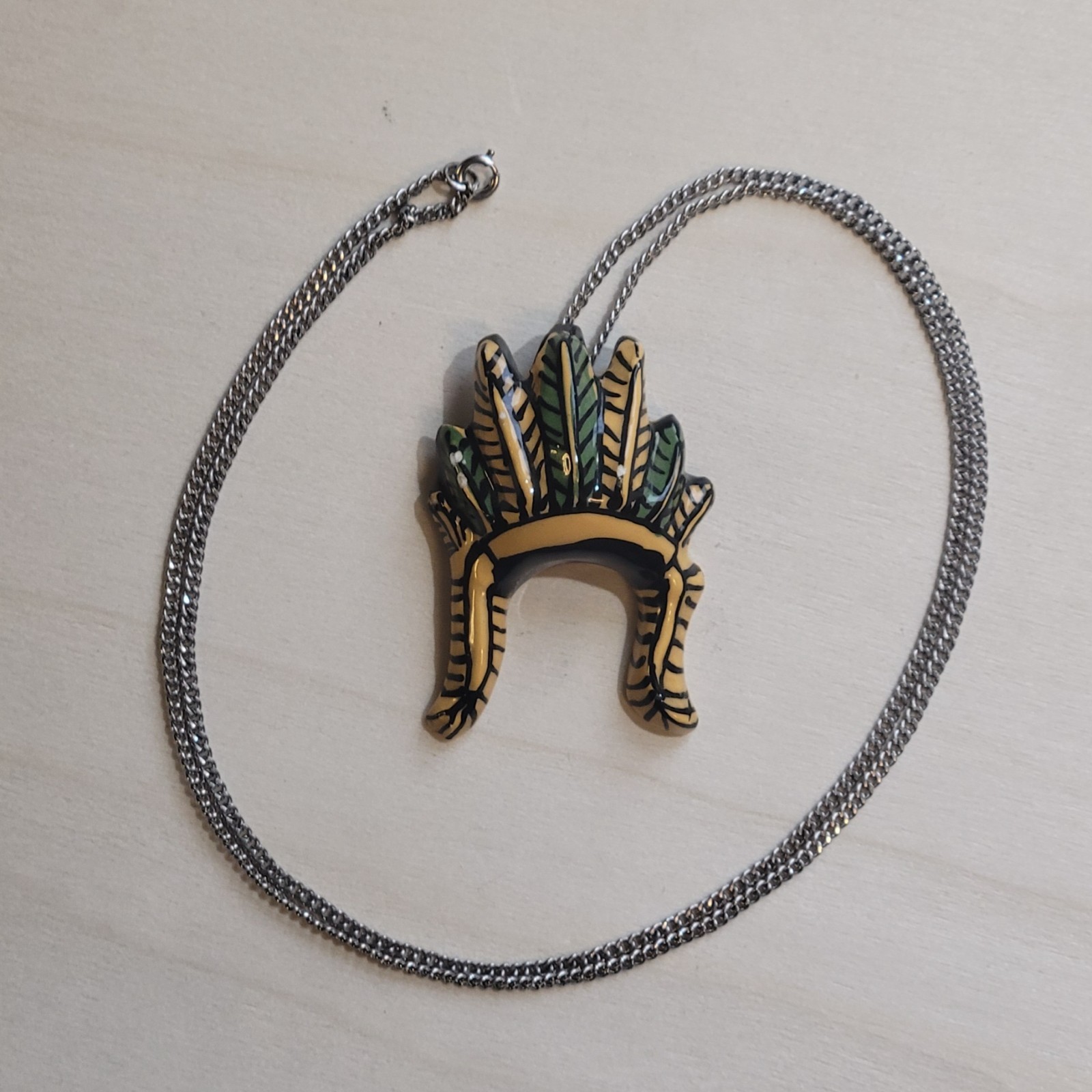 Native American Indian Chief Ceramic War Bonnet Headdress Pendant 26in Necklace