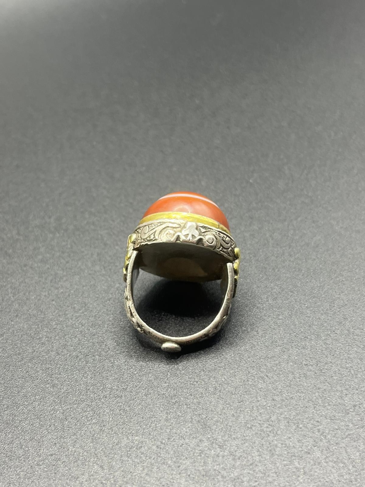 An Antique silver & agate Afghan sulemani ring , mid 20th century