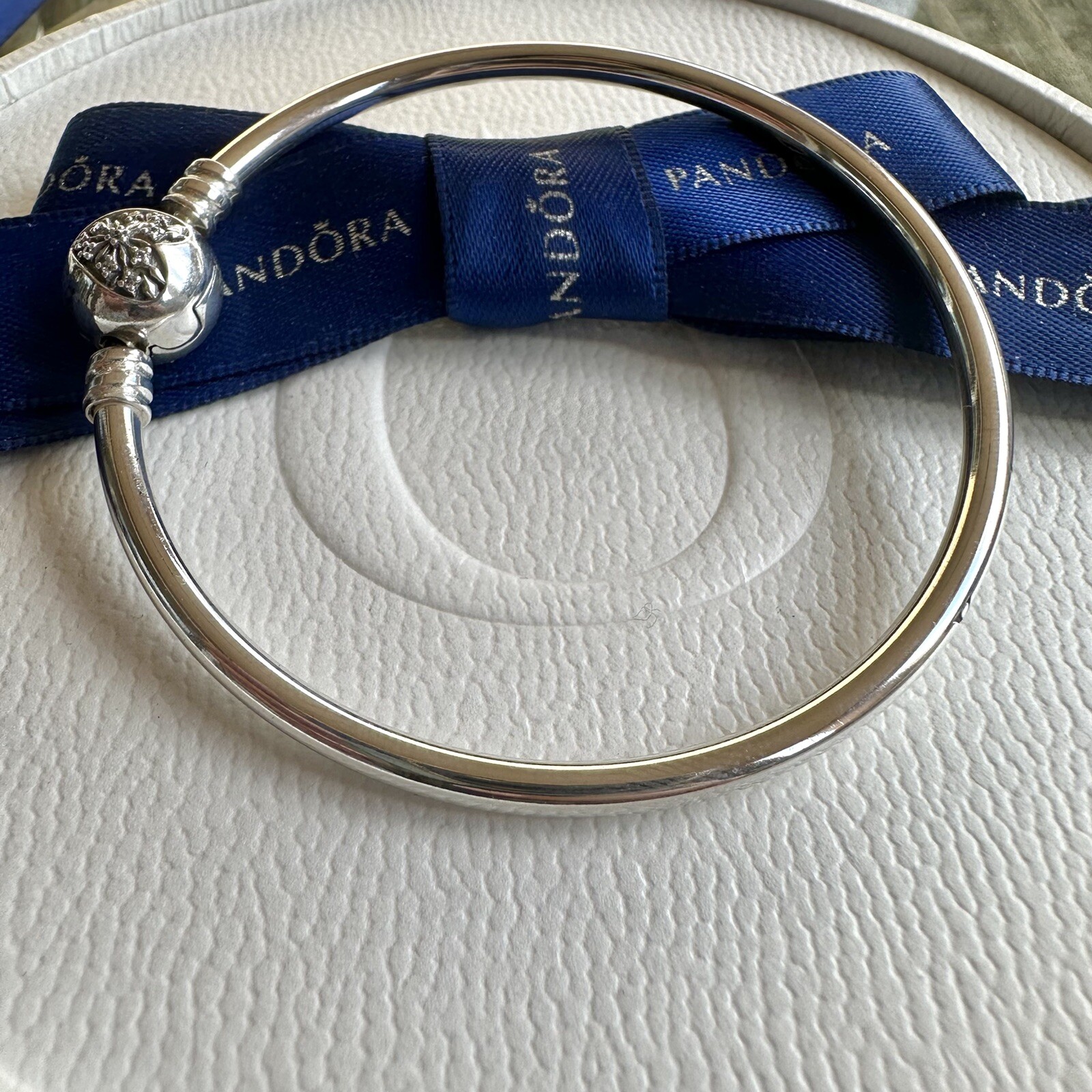 Authentic Pandora Silver “You Melt My Heart” Winter Bangle 17cm #598619C00