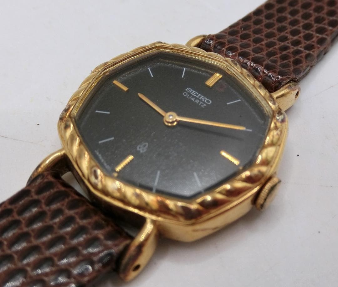 B Seiko SEIKO wristwatch, octagonal shape, 1400-5580, operation unconfirmed.