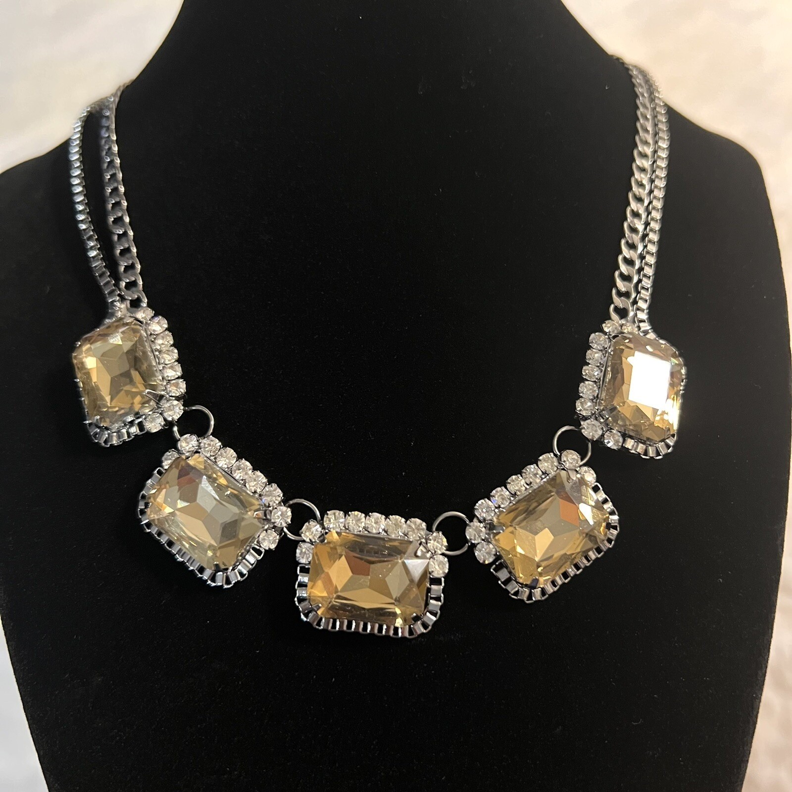 FAUX CITRINE RHINESTONE GLASS SILVER TONE CHOKER DOUBLE CHAIN NECKLACE 16.5″+ 3″