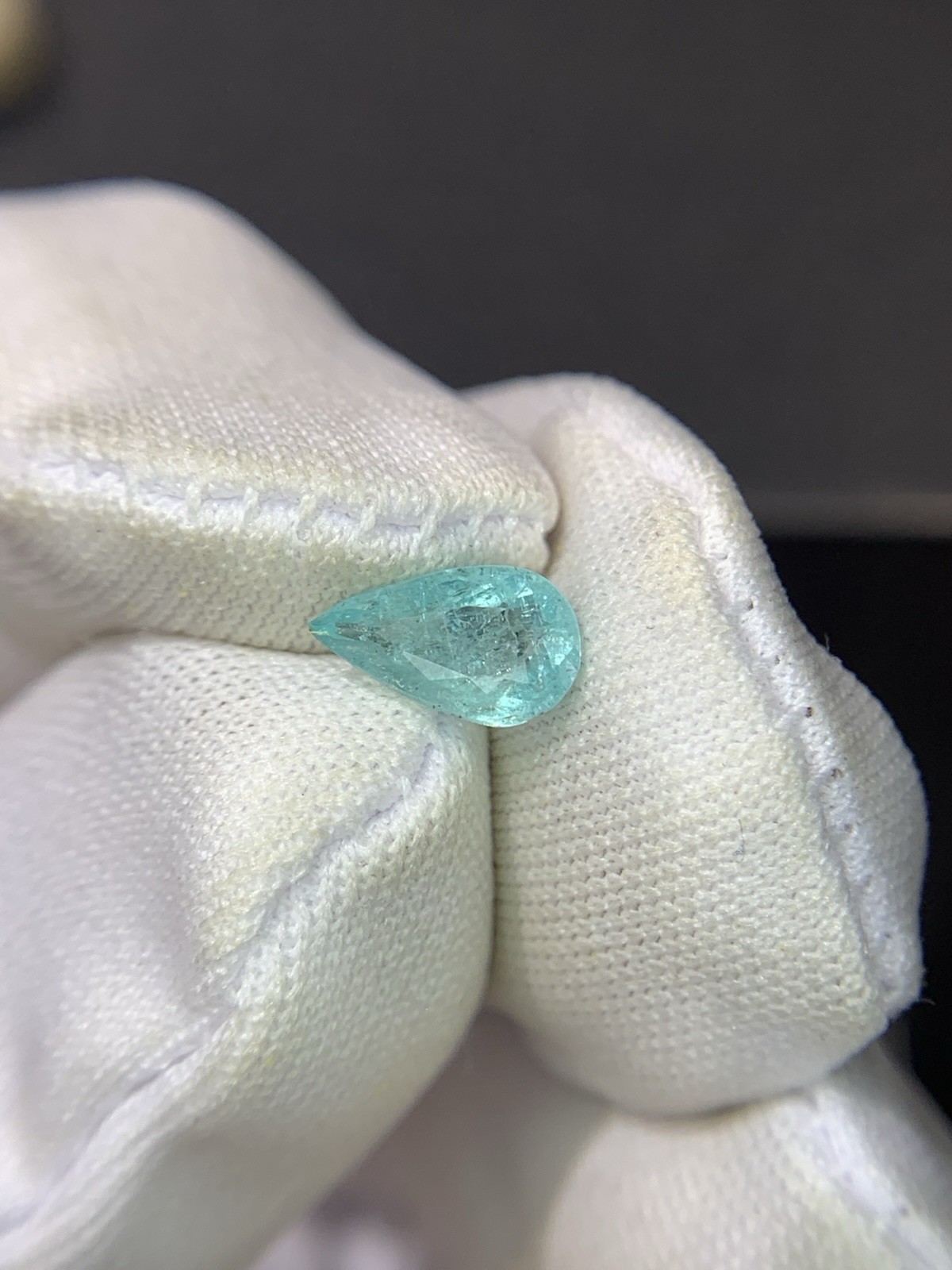 0.98Ct Pariaba tourmaline