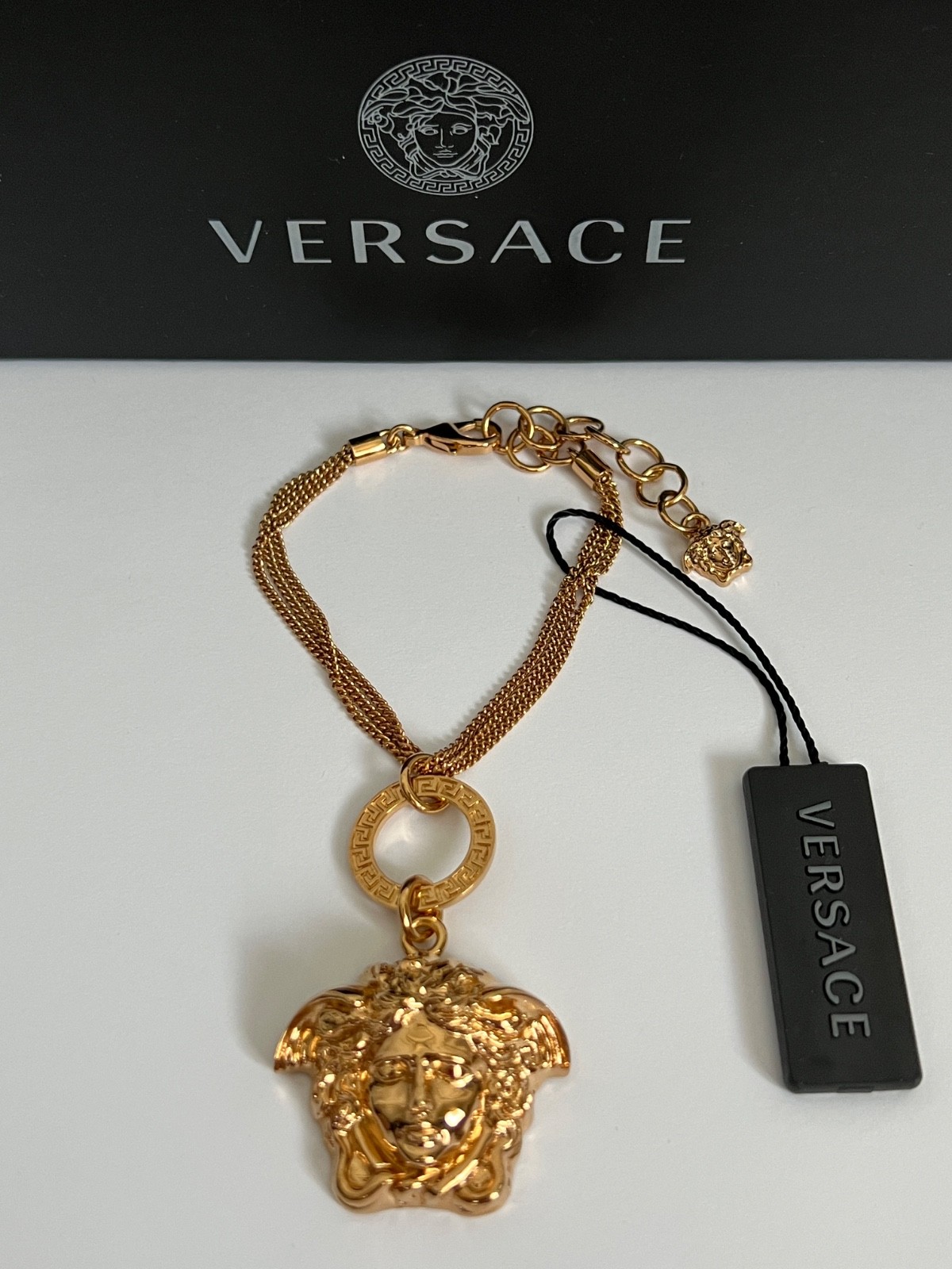 NWT Versace Medusa Head Large 3D Logo Charm Greek Key Gold Chain Bracelet $1295