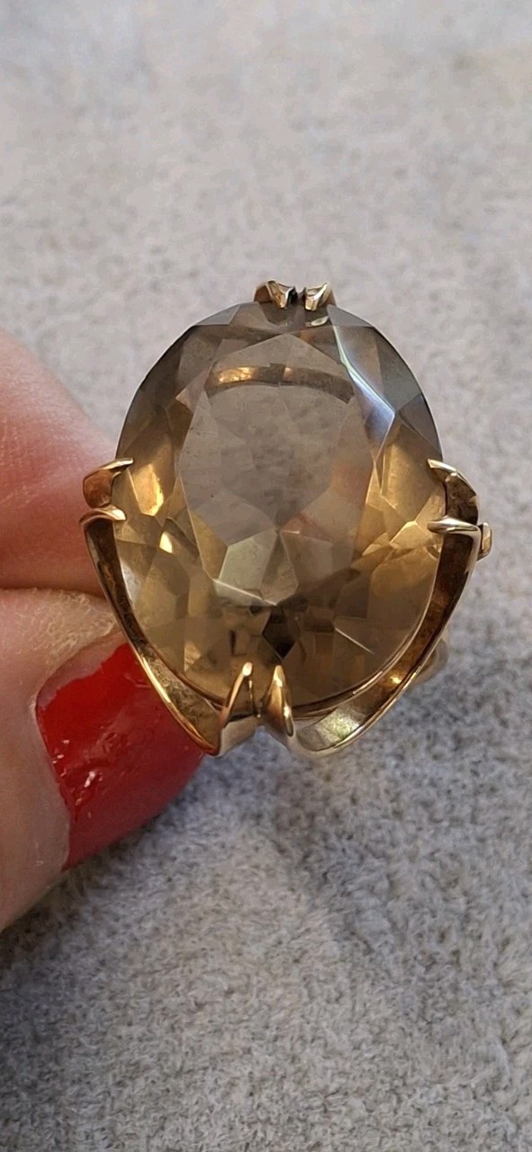 9ct Gold Chunky Smokey Quartz Ring Size O