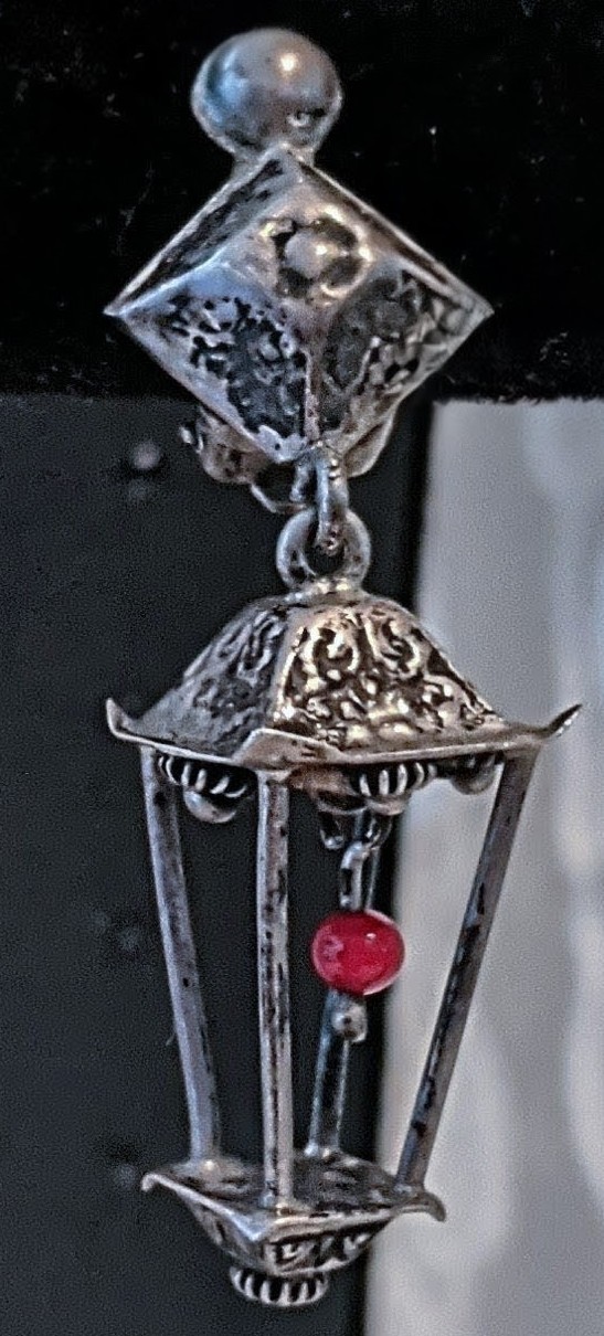 Vintage Artisan 3 D Lantern Dangle Earrings Clip-on Acid Tested For Silver
