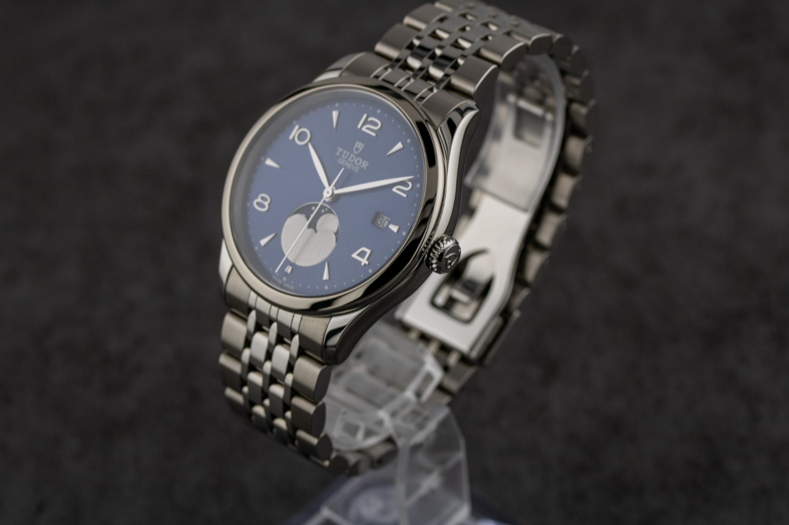 2026 Tudor 1926 Luna Steel Auto 39mm Blue Dial Moonphase Bracelet Watch 91560