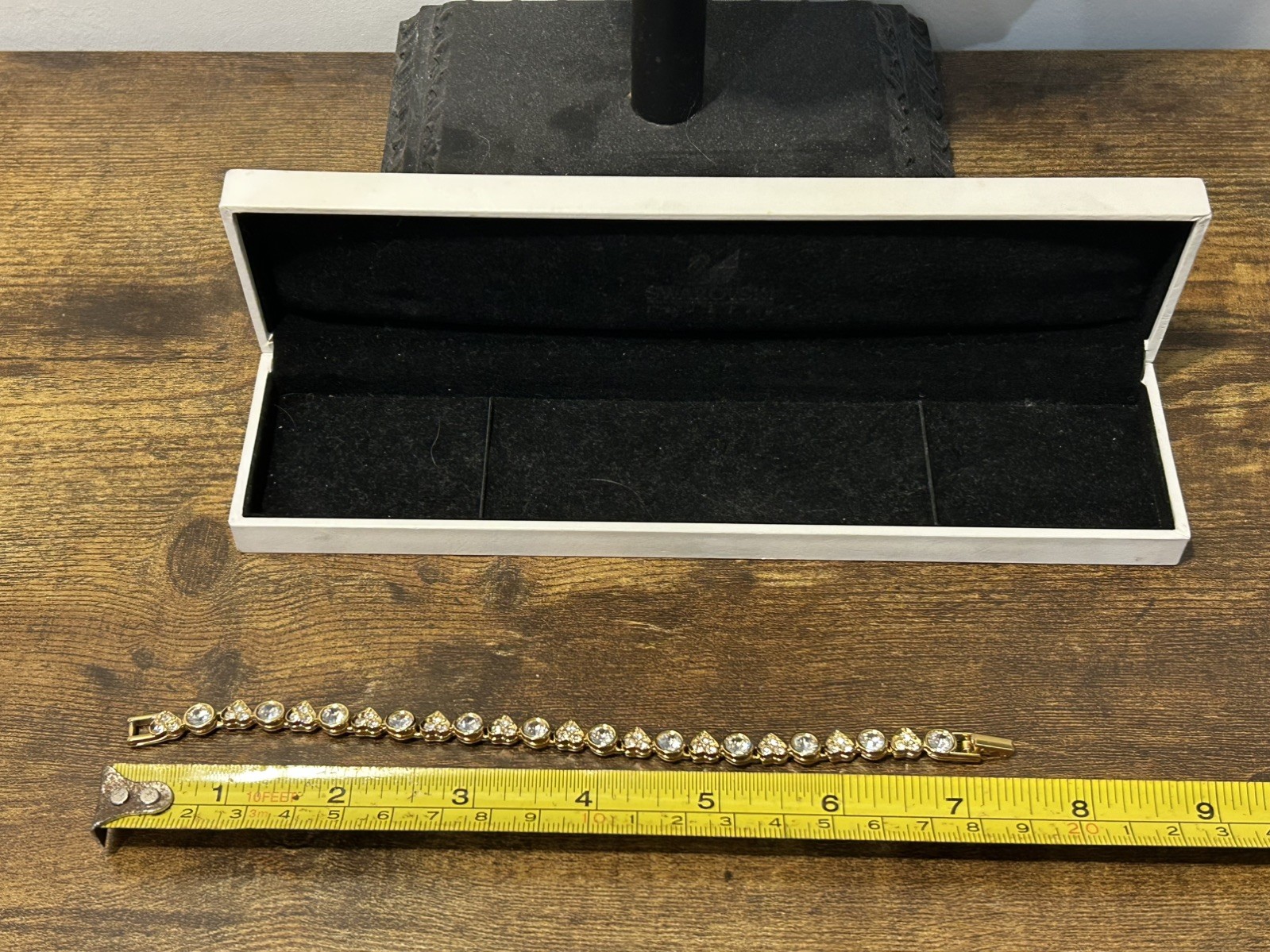 Stunning Swarovski Clear Heart Yellow Gold Plated Tennis Bracelet 18.5 cm approx