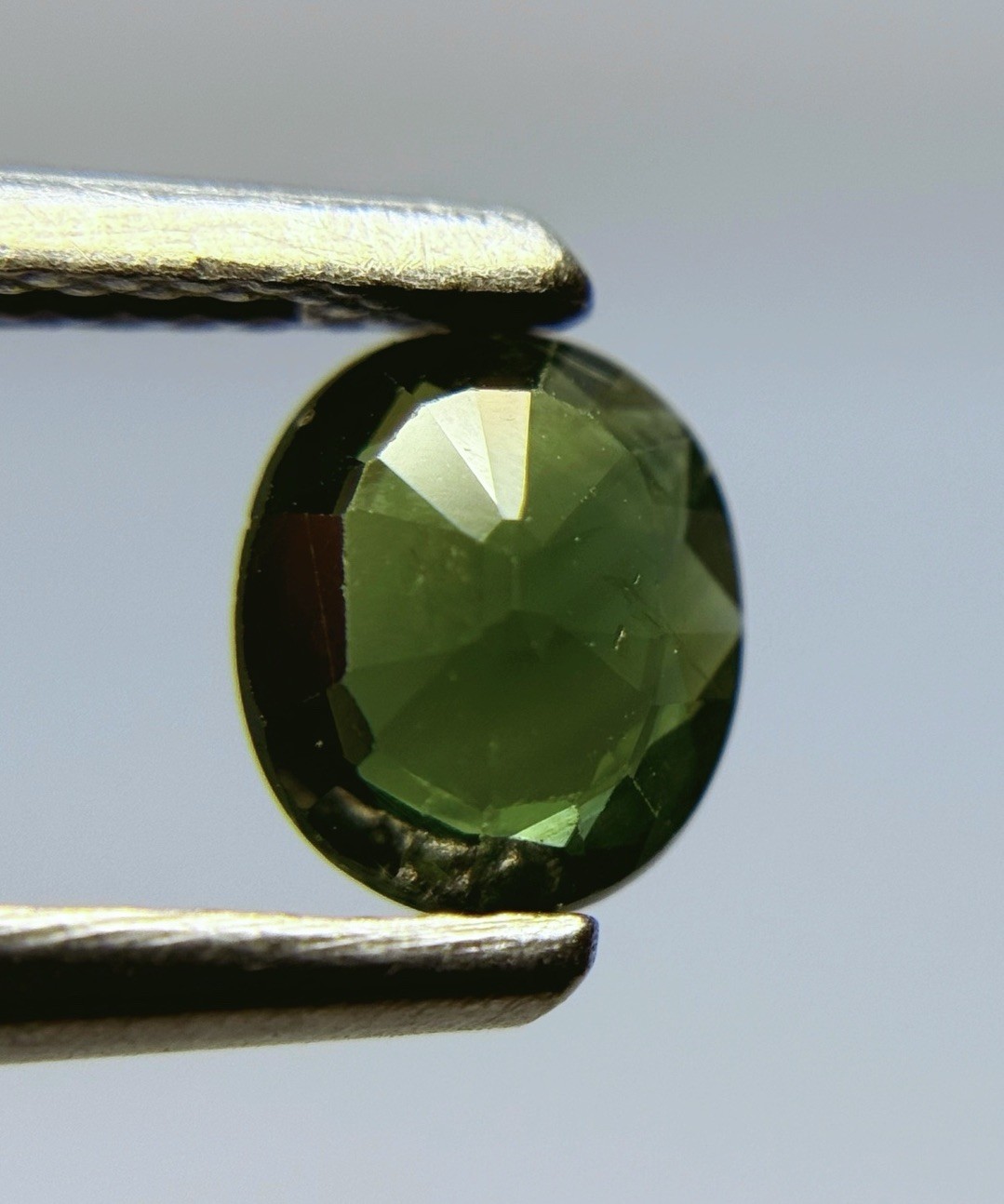 IGI Certified Natural Green Sapphire – 1.14 CT – Oval Cut