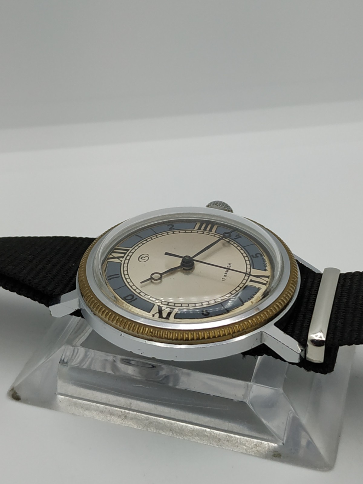 Men’s Classic Retro Watch Vostok Wostok Vintage USSR Mechanical Made in Soviet ☭