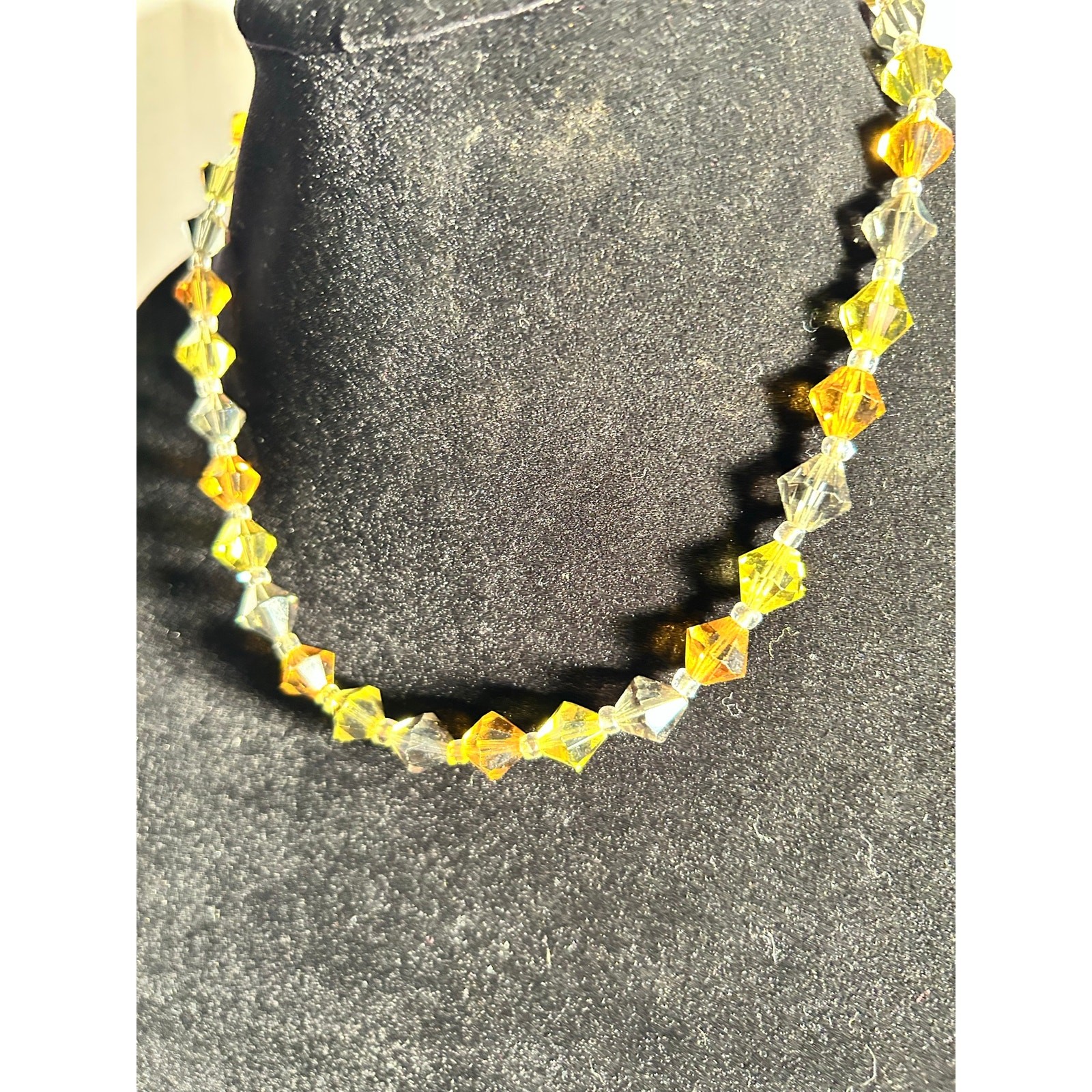 Vintage 18″ Faceted Amber Yellow Charcoal Gray Lucite Bead Necklace