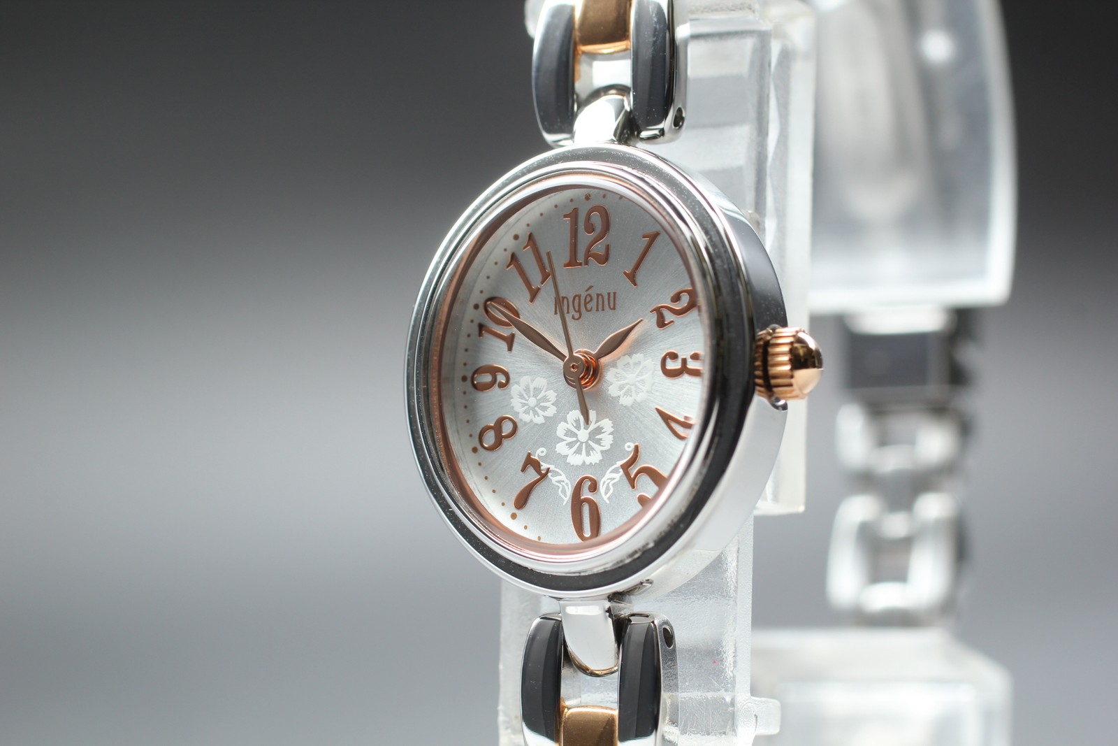 Vintage MINT Seiko Alba Ingenu VX51-K890 Ladies Near Quartz Womens Watch JAPAN