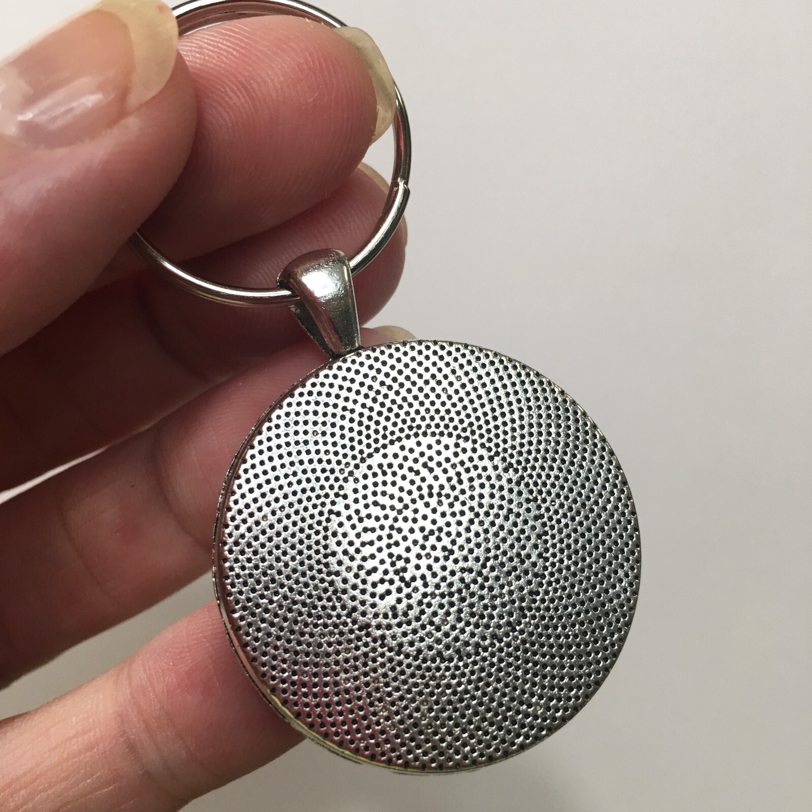Vintage 1970-73 Datsun 1200 Coupe Grille Emblem 1.2″ Reproduction Keychain