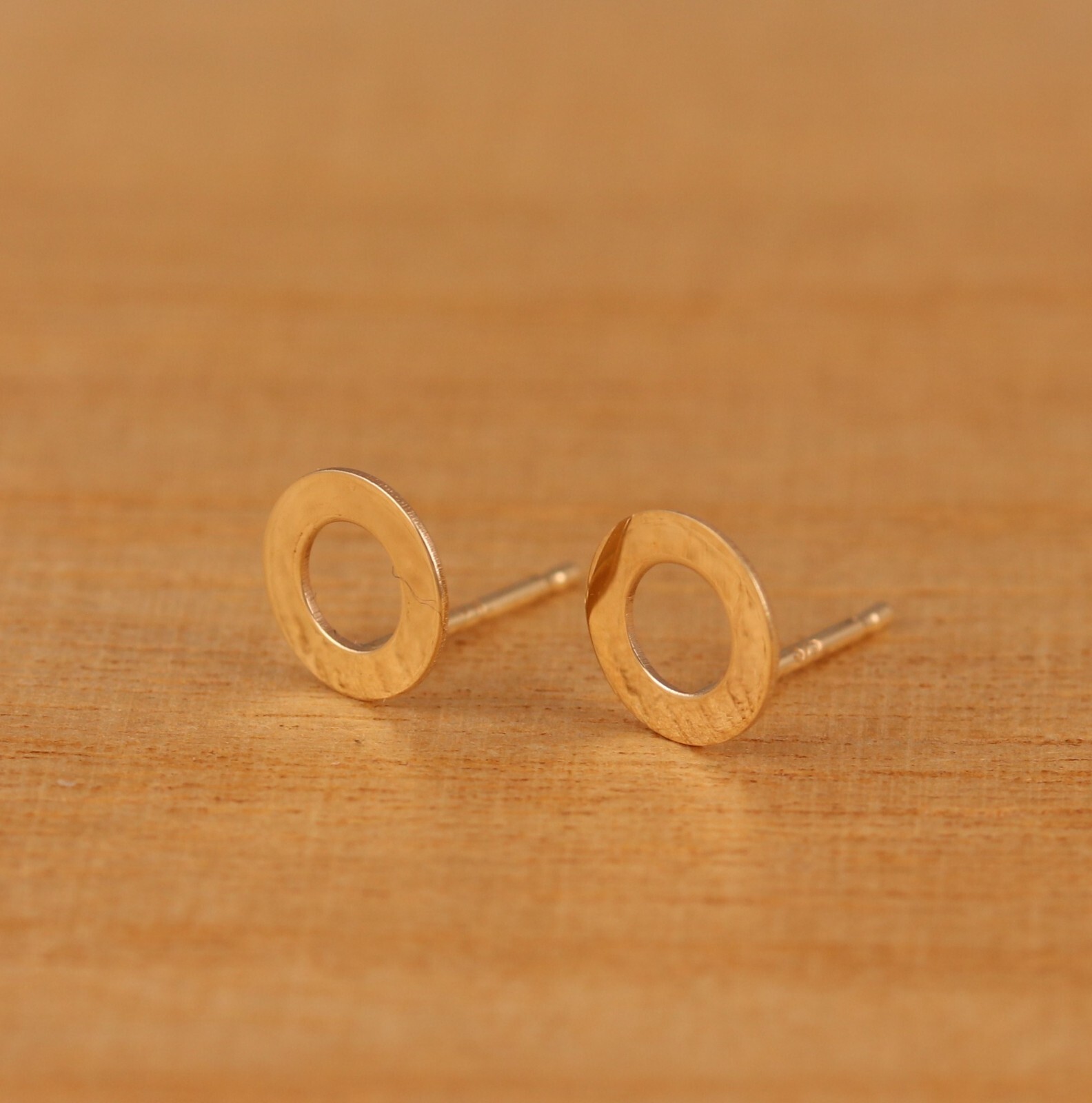 Genuine 9ct Gold Open Circle Stud Earrings 7mm Diameter a Pair Gift Boxed