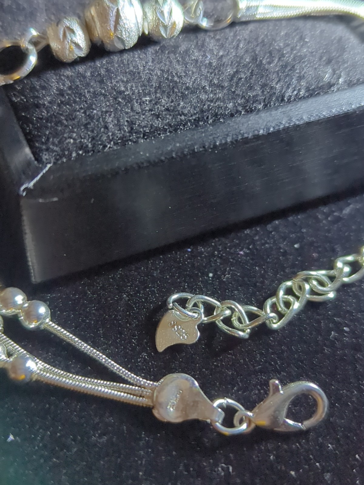Sterling Silver 925 Adjustable 9-in Bracelet Handcrafted Carved And Created