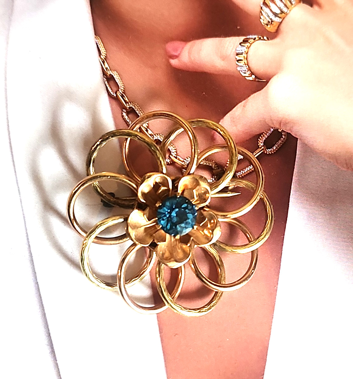 Vintage 1/20 10k Gold Filled Flower Brooch with Brilliant Blue Crystal Signed