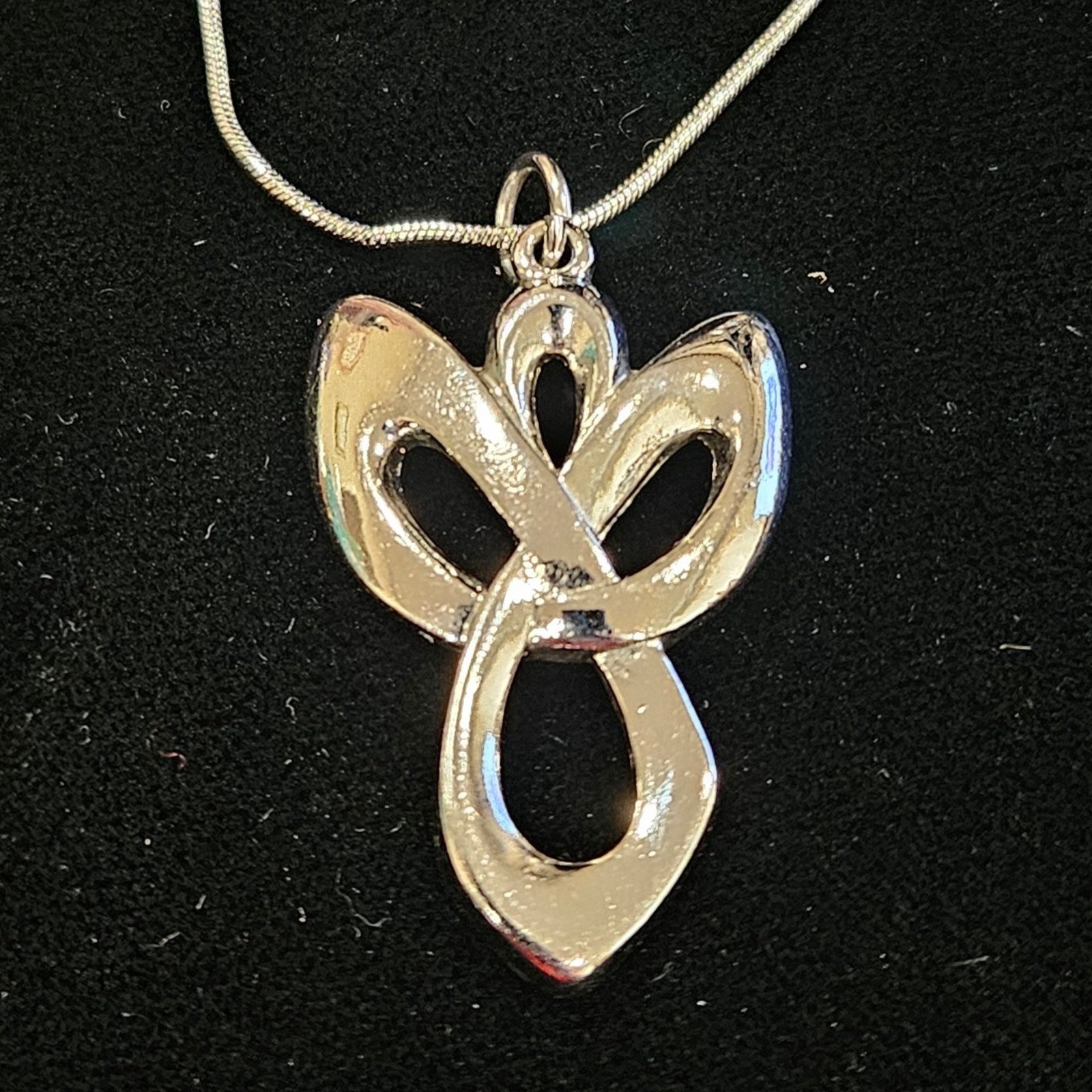 Keep An Angel By Your Side Silver Angel Pendant Necklace Alexa’s Angels