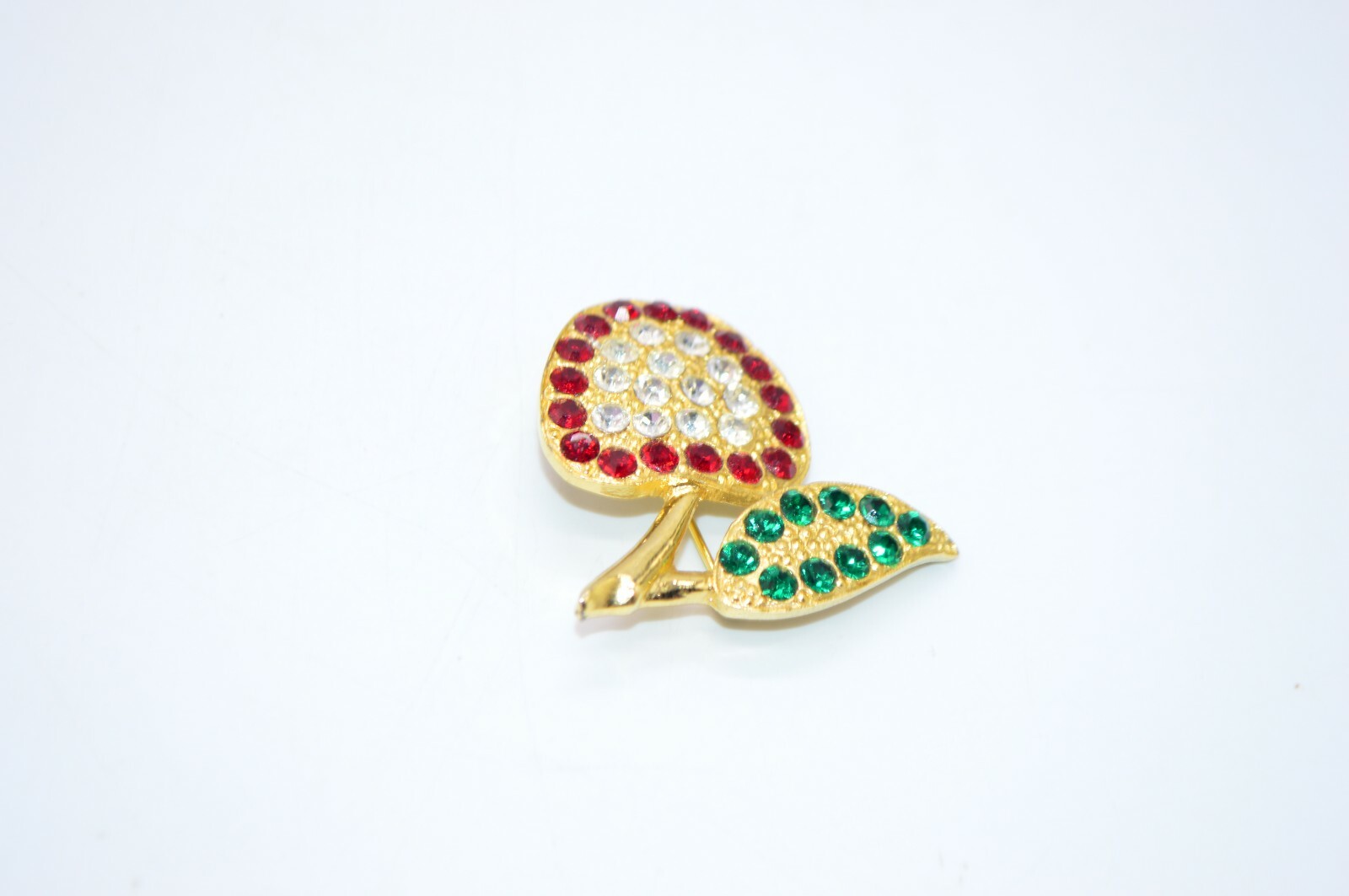 Green Red White Clear Rhinestone Apple Heavy Gold Tone Vintage Pin Brooch