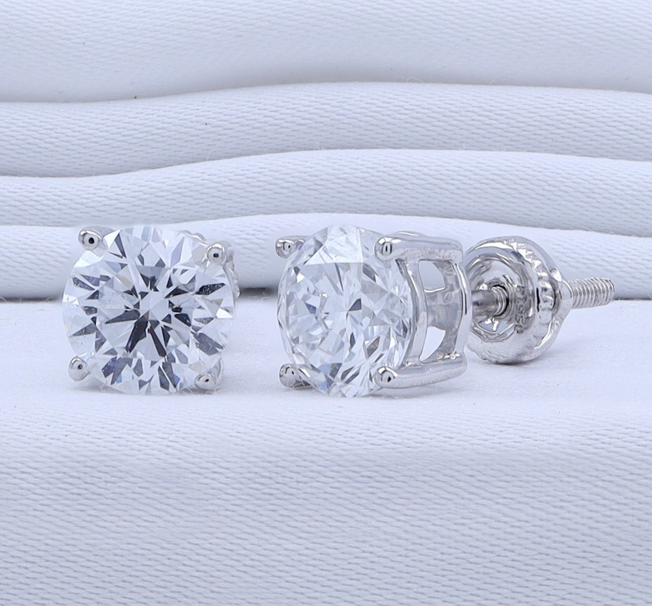 Certified D Color VVS1 Moissanite Solitaire Stud Earrings Screwback